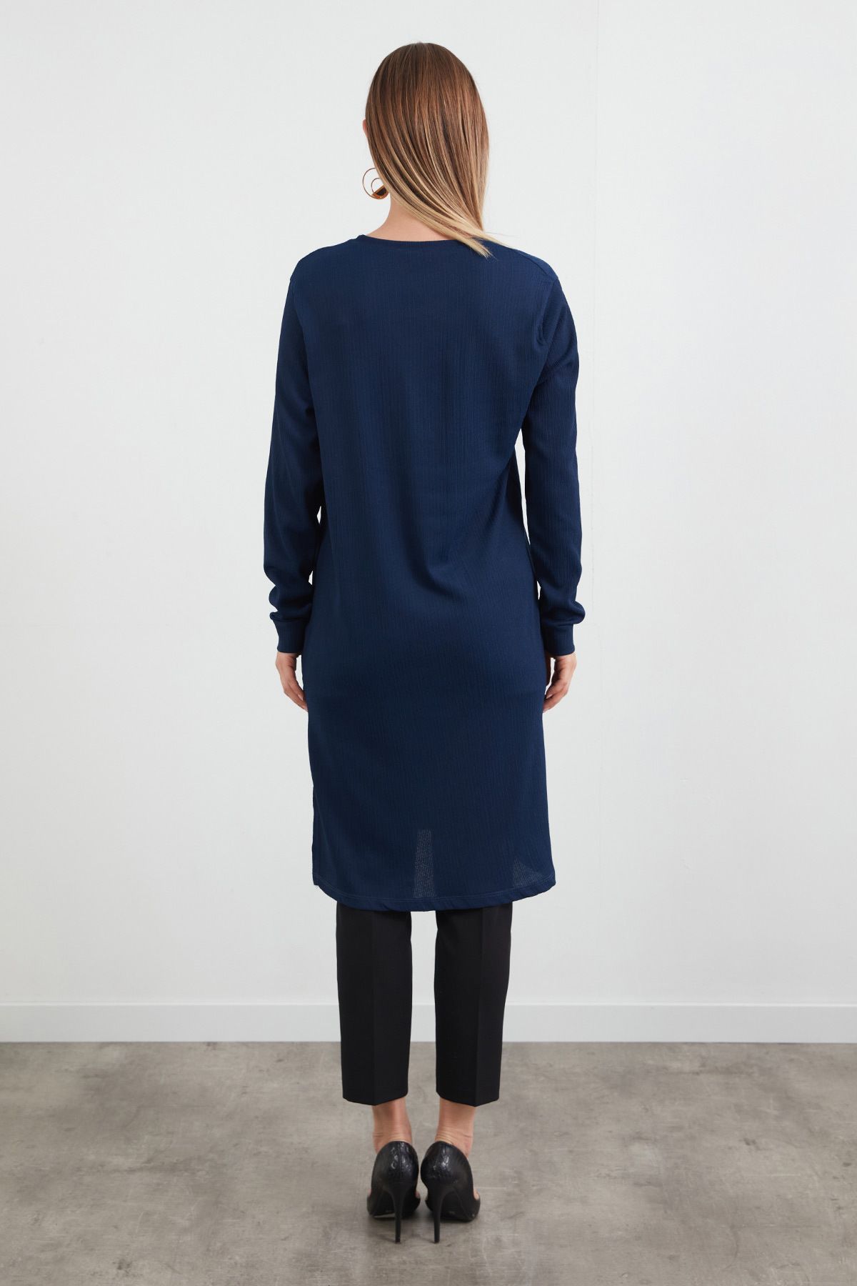 Fulla Moda-Fullamodest Basic Tunic with Side Slits 4