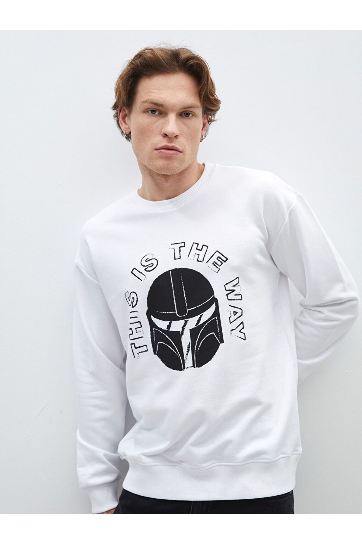 LC Waikiki Beyaz Bisiklet Yaka Uzun Kollu Baskılı Erkek Sweatshirt