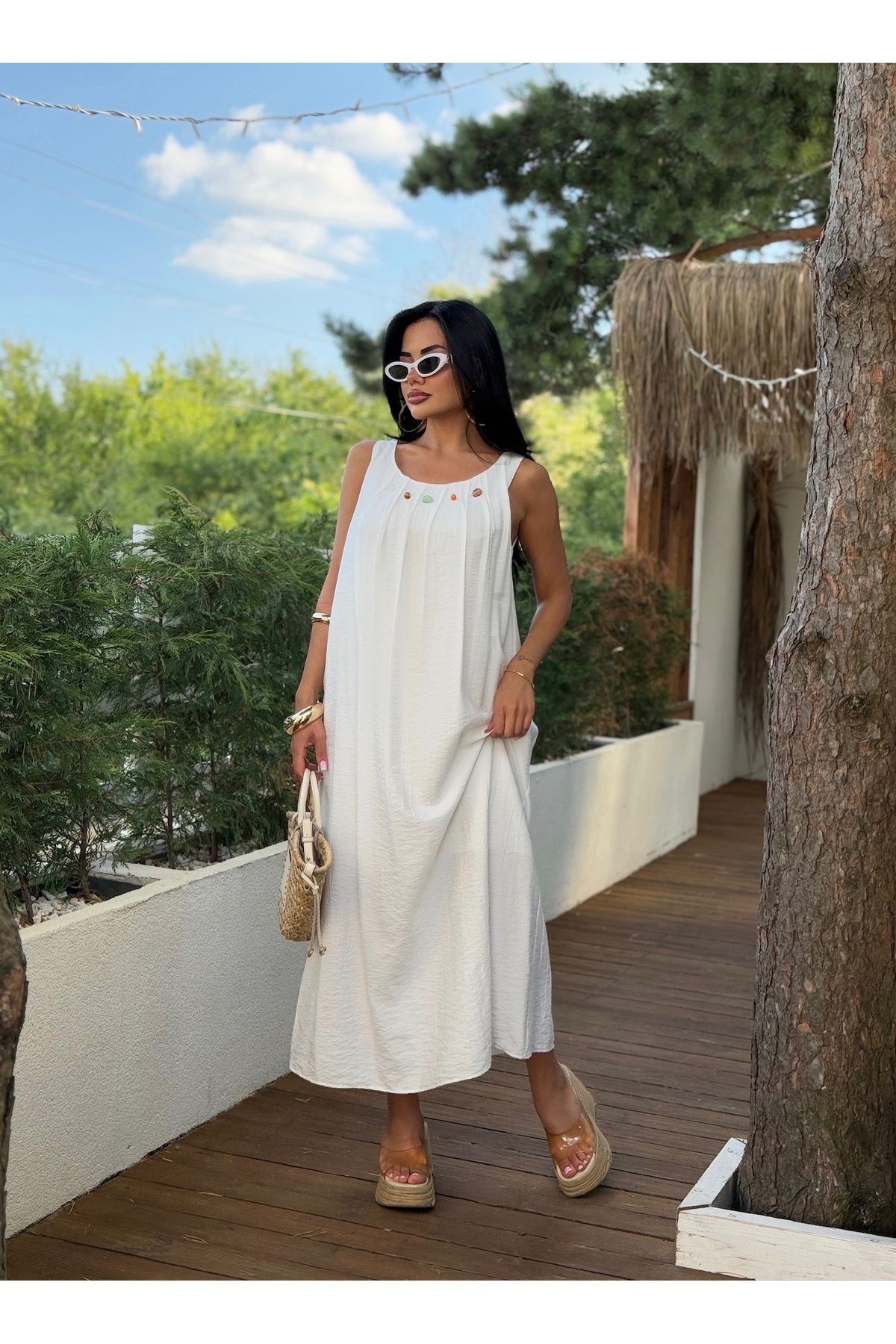 LB Laluna Butik Kadın Halter Yaka Deniz Kabuğu Detaylı Astarlı Uzun Elbise