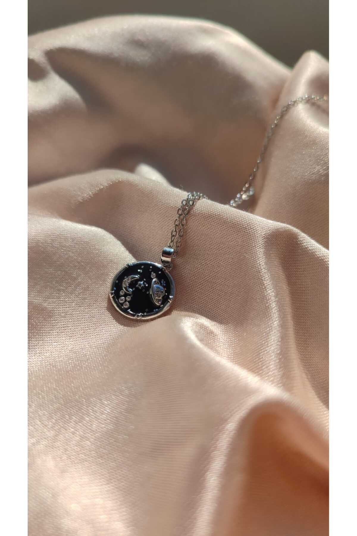 Pure Accessories SİYAH GÖKYÜZÜ GEZEGEN ÇELİK KOLYE