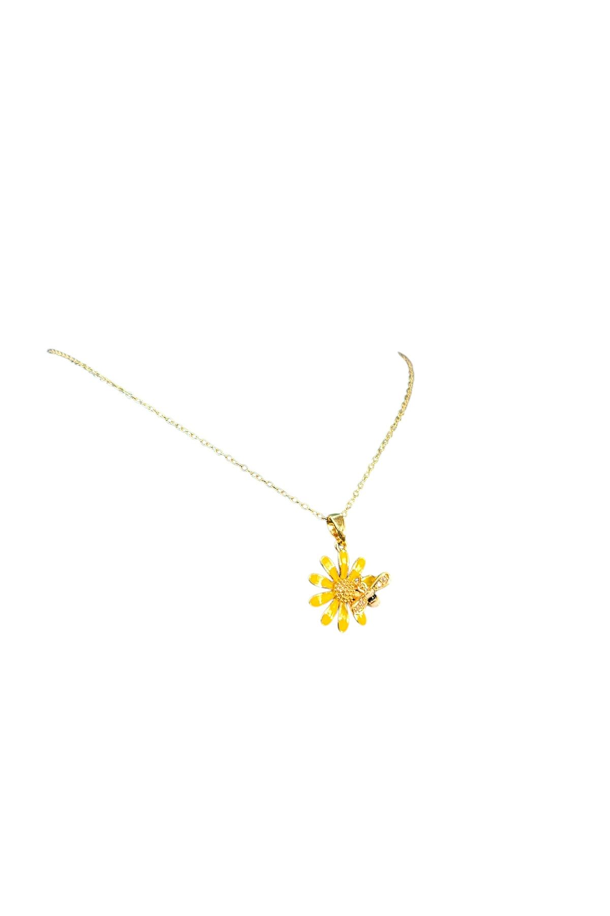 GOOG DESIGN Sarı Papatya ve Arı Figürlü Kolye – Gold Renk, Taşlı Çelik