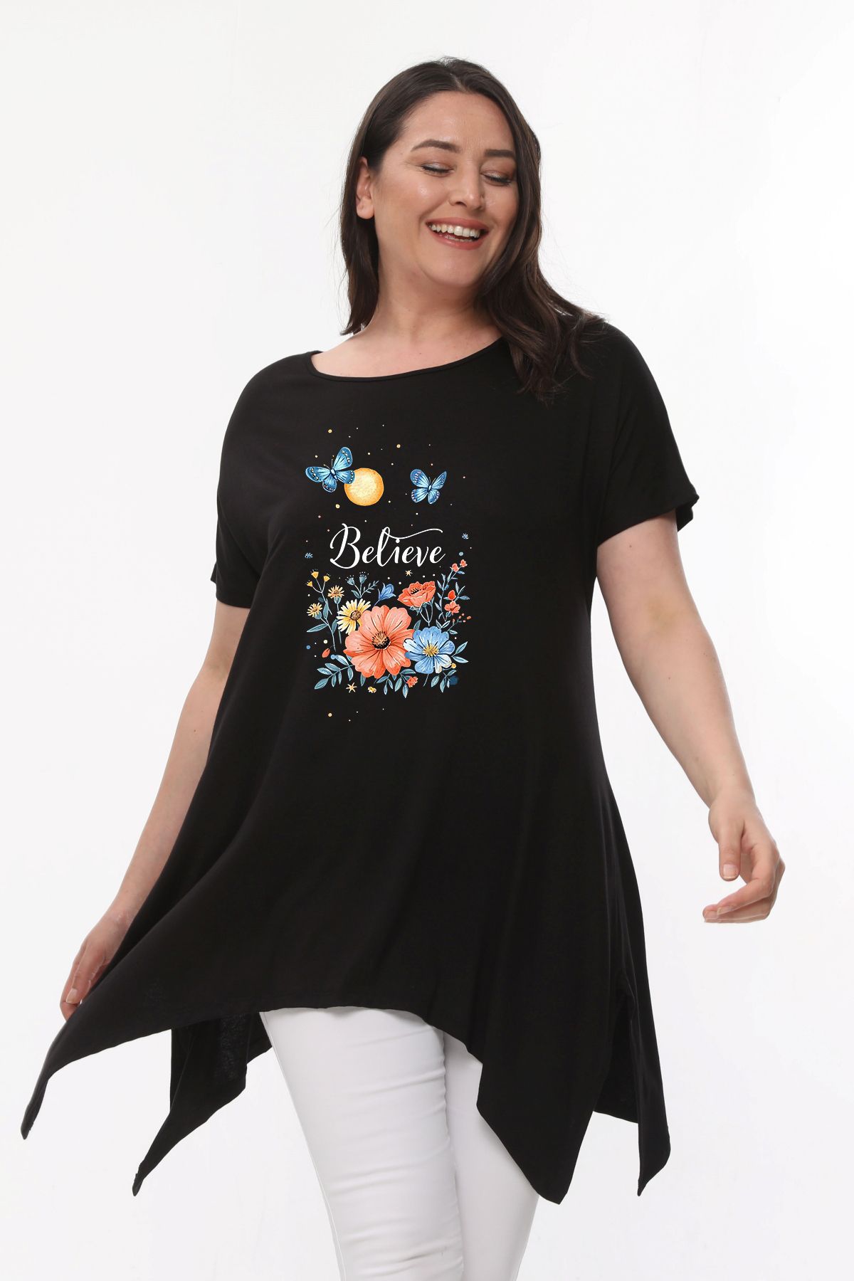 Curvy Trend Büyük Beden Believe Baskılı Kısa Kol Yırtmaçlı Basic Bluz