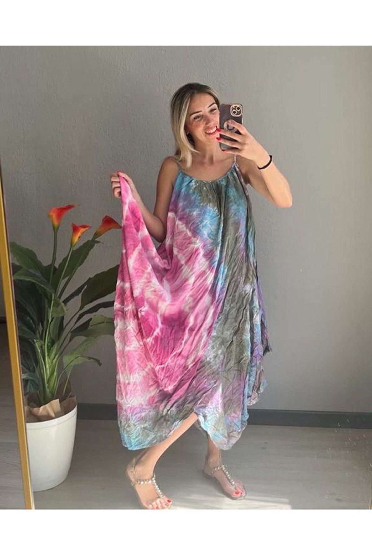 Büyük Hanım Batik Viskon Modern Tarz Kelebek Elbise