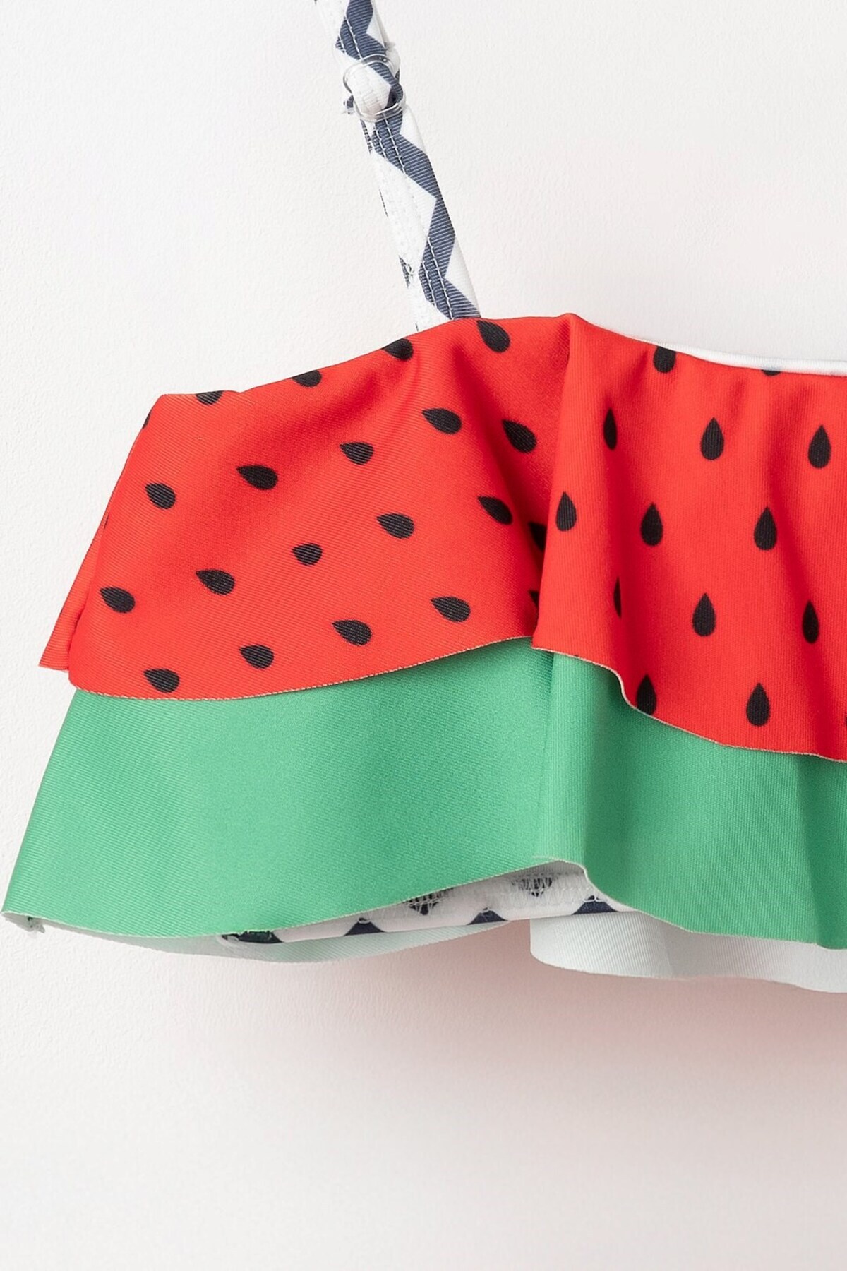 Banamio Melony Karpuz Desenli Fiyonk Detaylı Askılı Kız Çocuk Mayo Bikini Takım fotoğrafı 2 (önizleme)