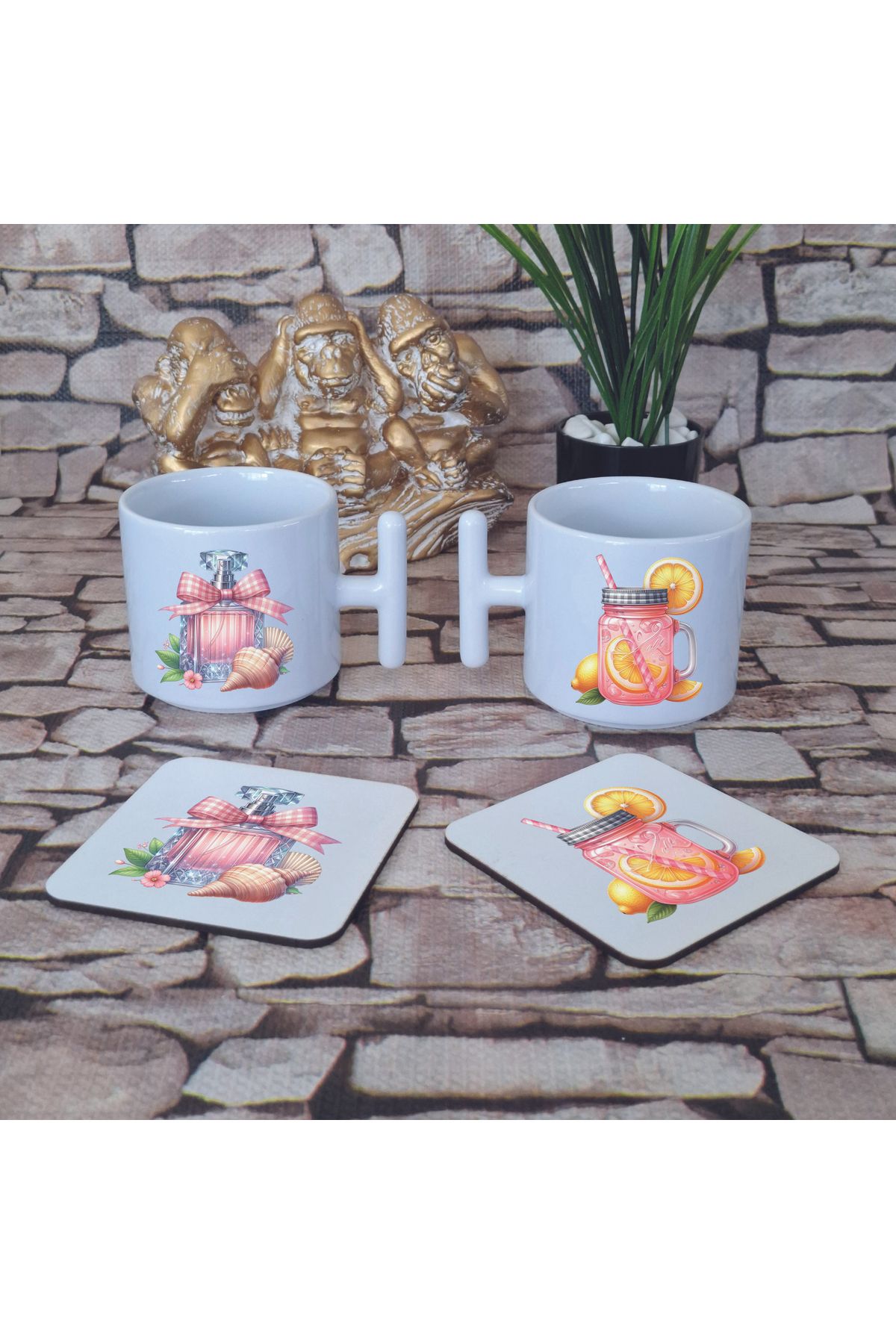 giftkonsept Deniz Kabukları Yaz Baskılı 4'lü Set Ahşap Bardak Altlığı ve Latte Fincanı T Kulplu Kupa Bardak