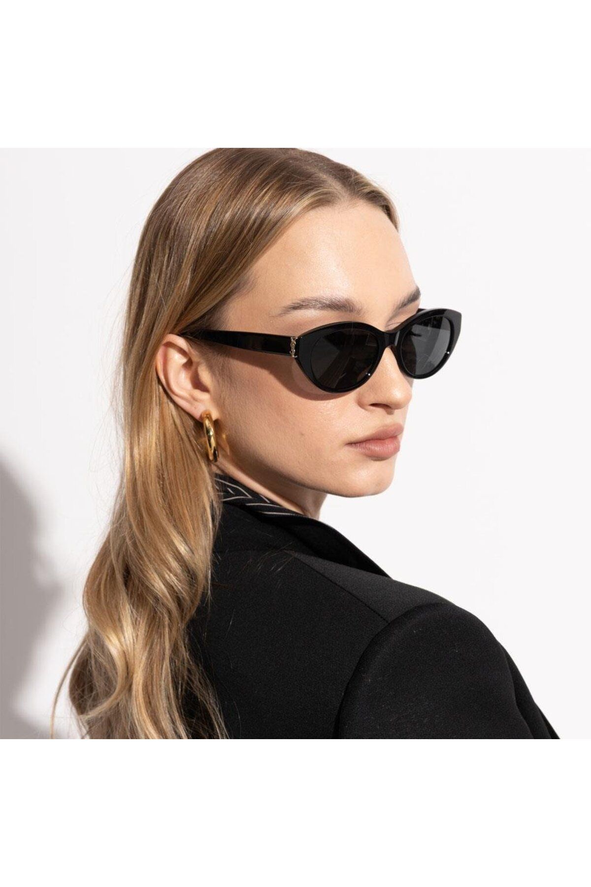 Saint Laurent Yves Saint Laurent SL M148 001 54-18 Kadın Güneş Gözlüğü – Cat Eye Çerçeve, Siyah Lens, UV400 Koruma
