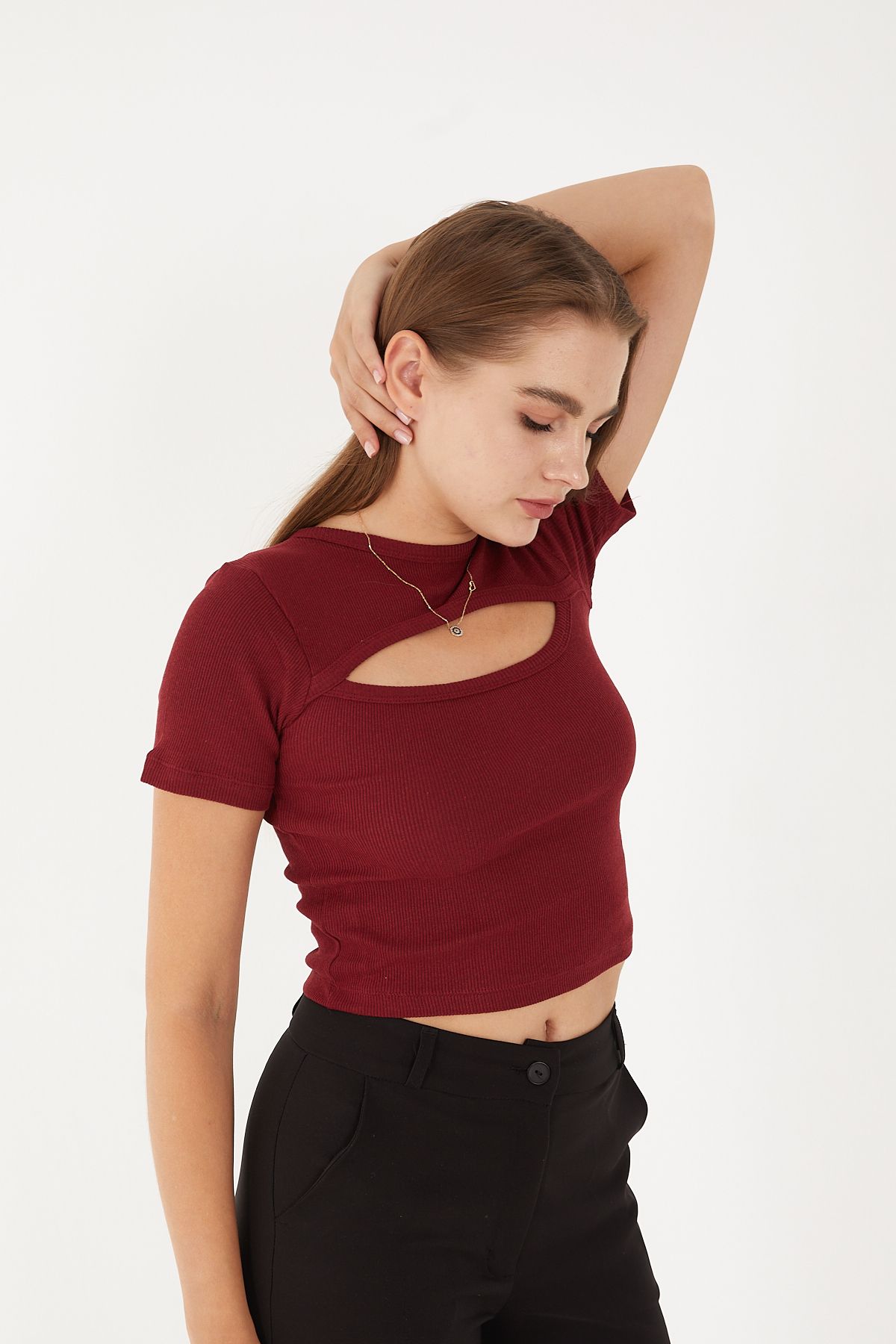 Wearflawless Kadın Kısa Kollu Göğüs Dekolte Detaylı Pamuklu Fitilli Bluz Crop T- Shirt