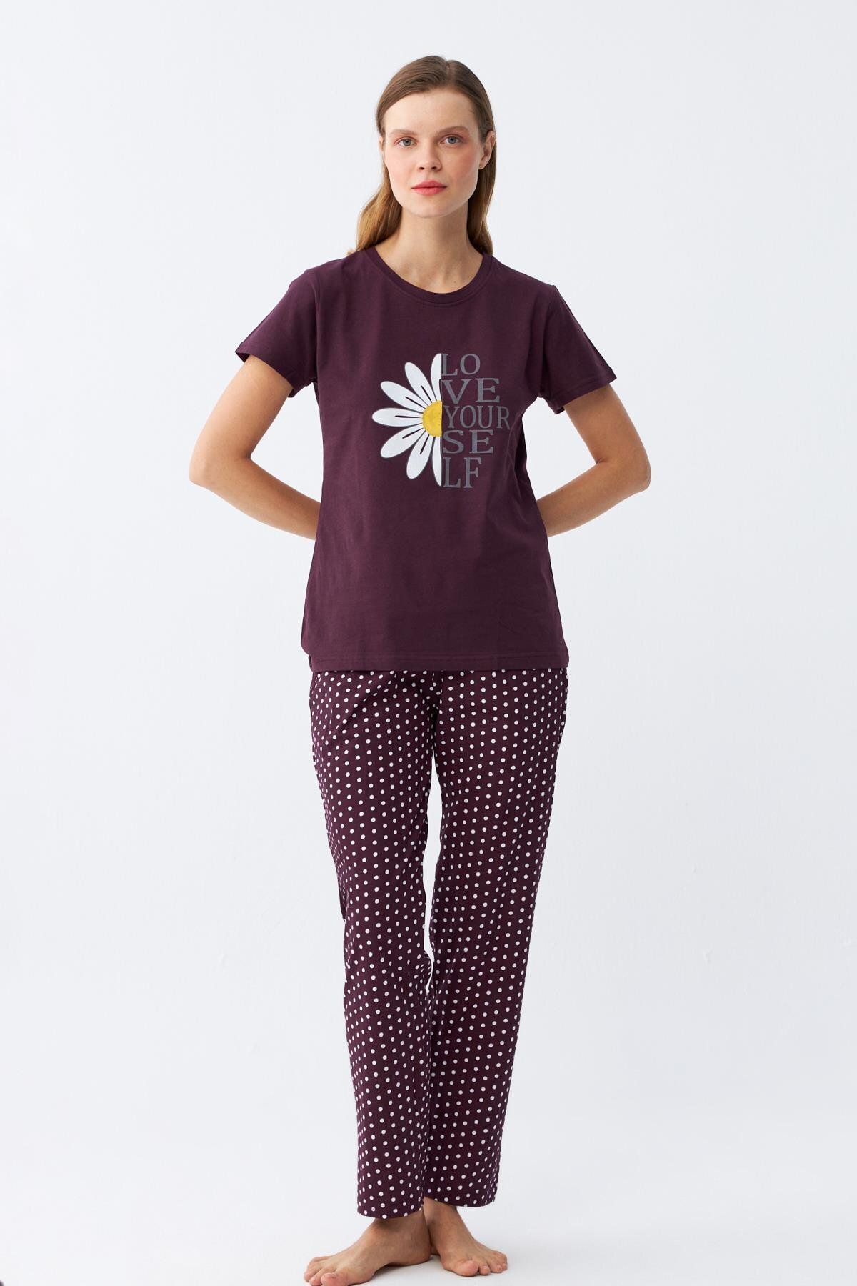 Akbeniz Women's Plum Daisy Printed Short Sleeve Combed Cotton Pajamas Set