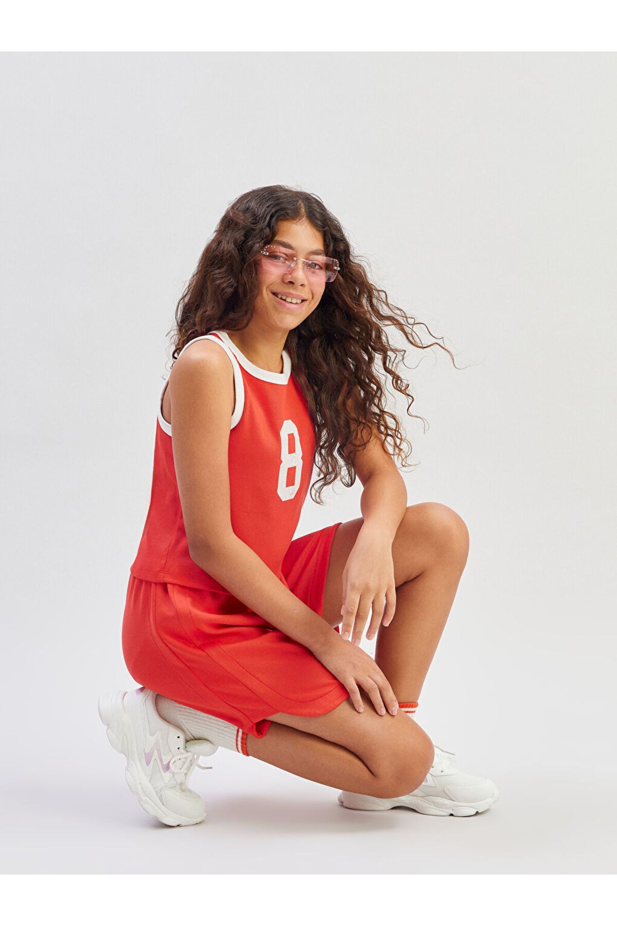 LC Waikiki-Sparkling Selections from Shining Store |   Red Girl's Shorts with Elastic Waist 1