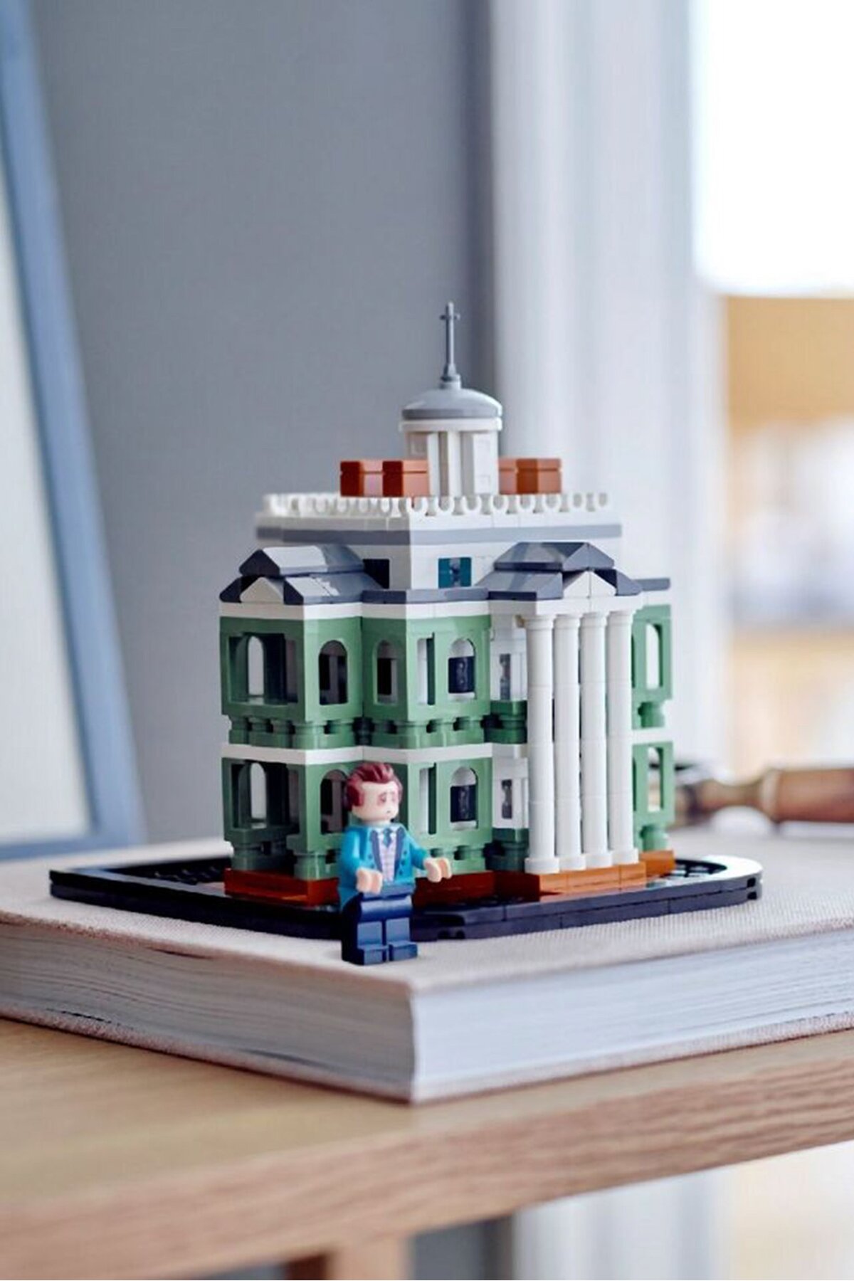 مجموعه ساختنی لگو مینی دیزنی عمارت تسخیرشده ۴۰۵۲۱، ۶۸۰ تکه