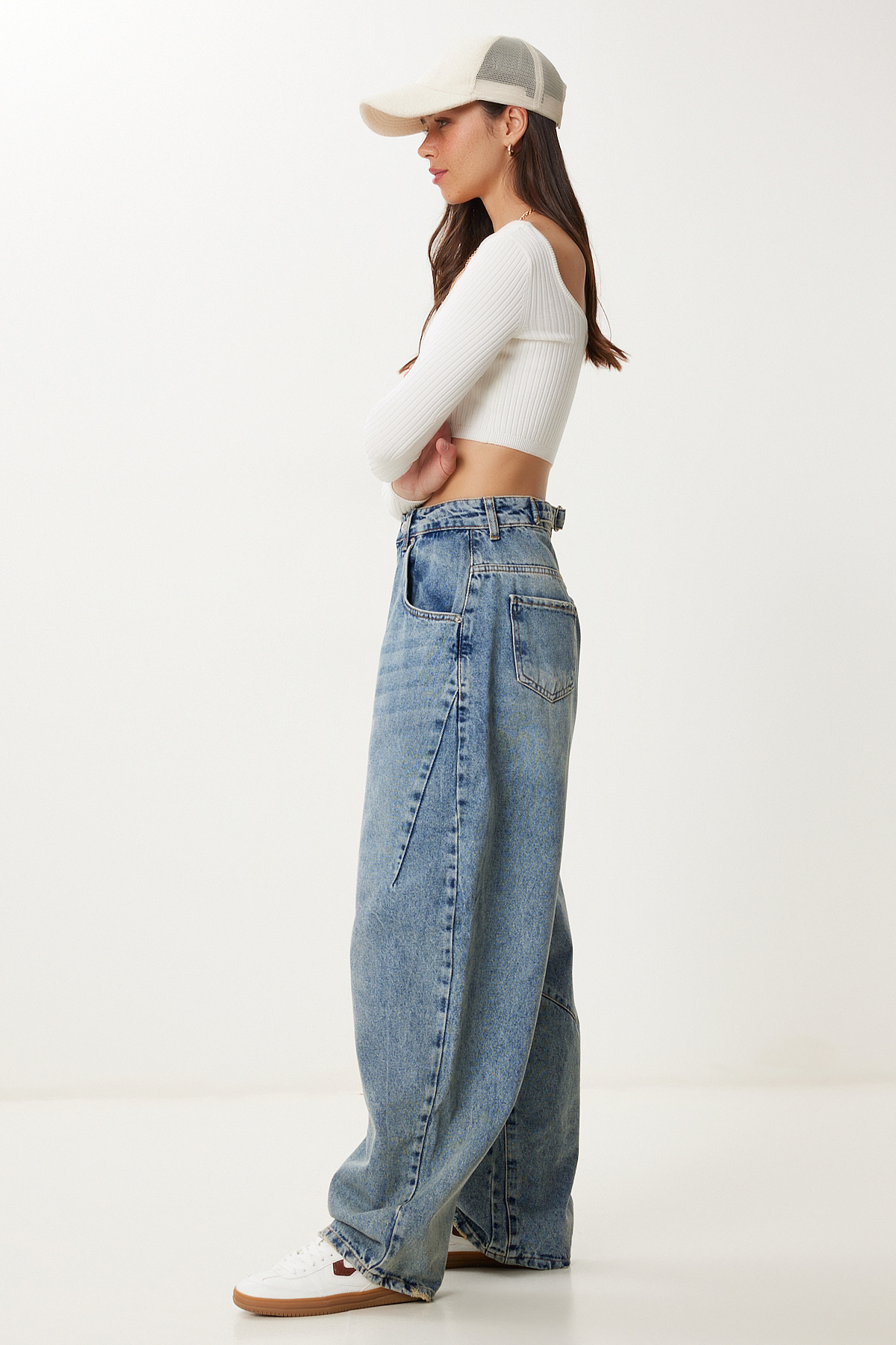 Kadın Orta Mavi Yıkamalı Baggy Denim Jean RG00080