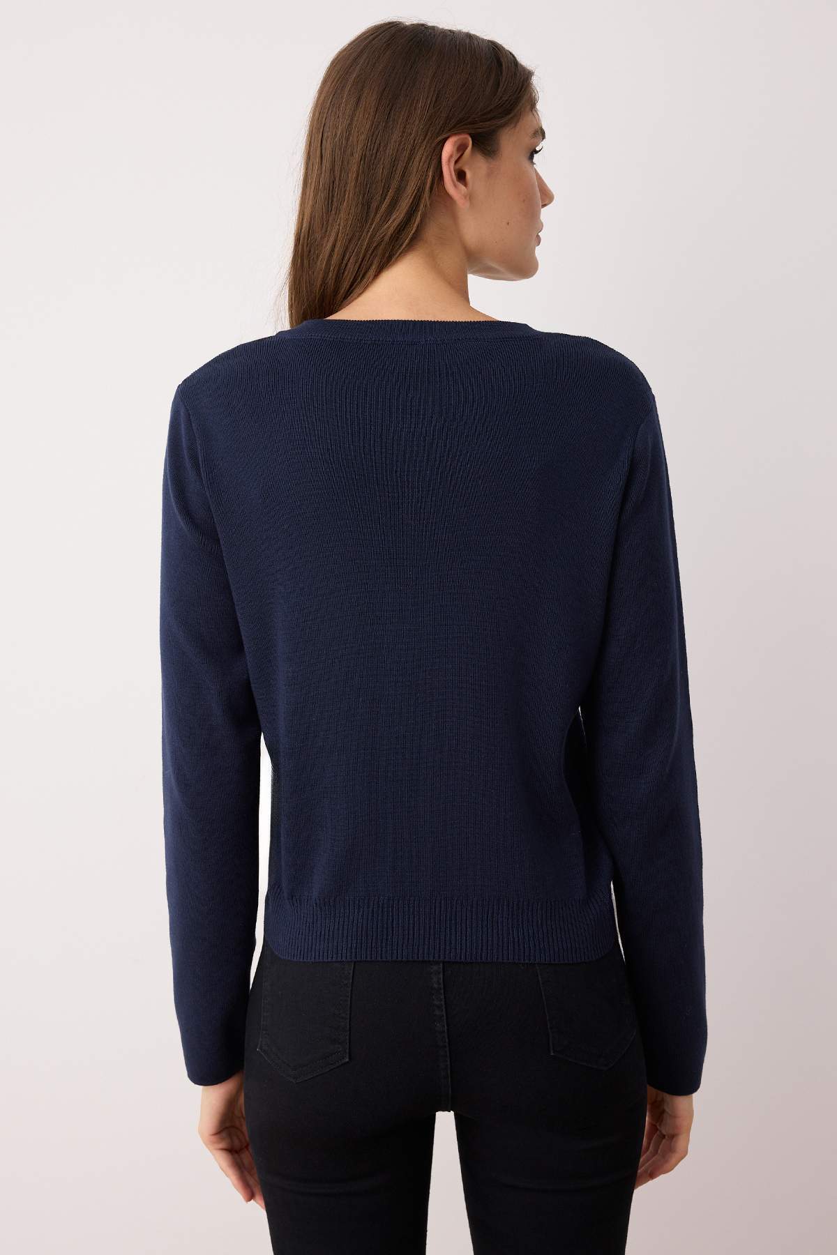 Trendyolmilla  Wardrobe Essentials Lacivert Düğme Detaylı Pamuklu Basic Triko Hırka | TWOAW26HI00001 - Görsel 5