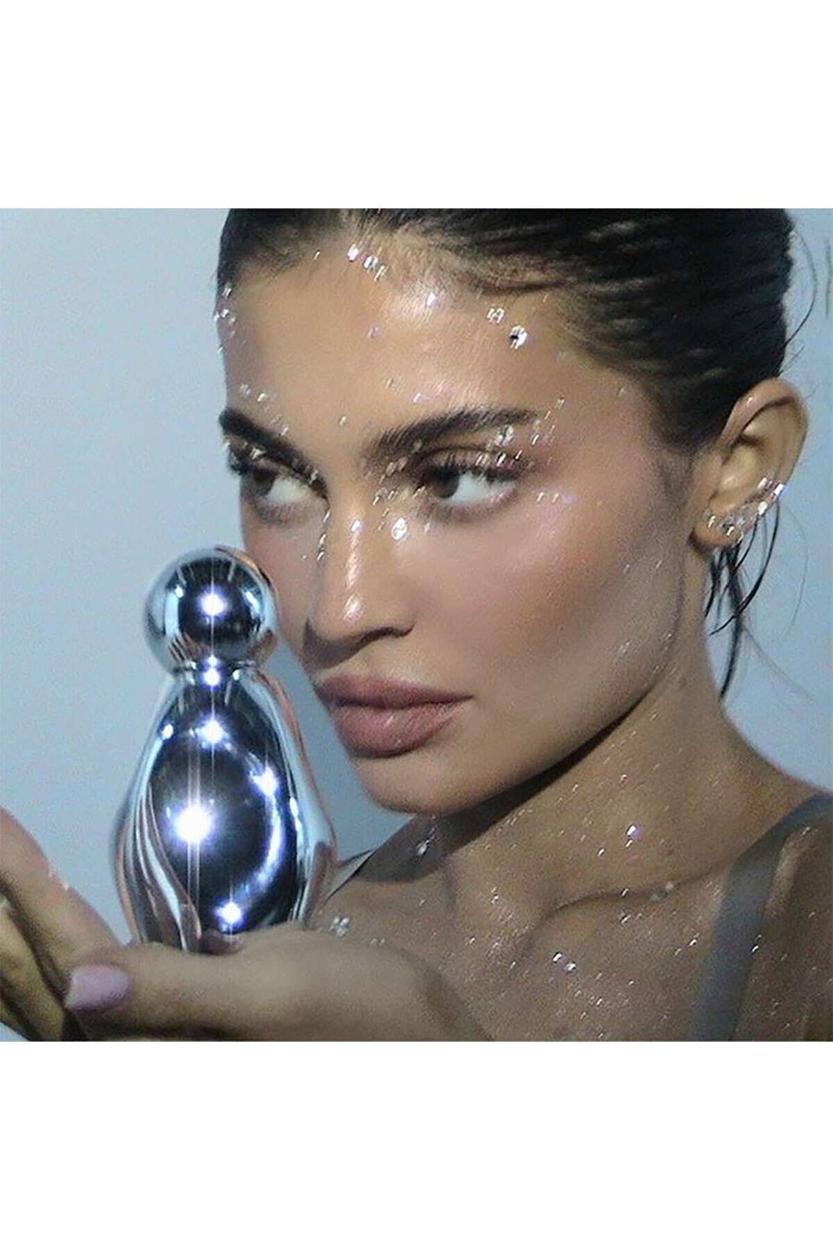 Kylie Cosmetics Kylie Jenner Cosmic 2.0 EDP 50ML Kadın Parfüm