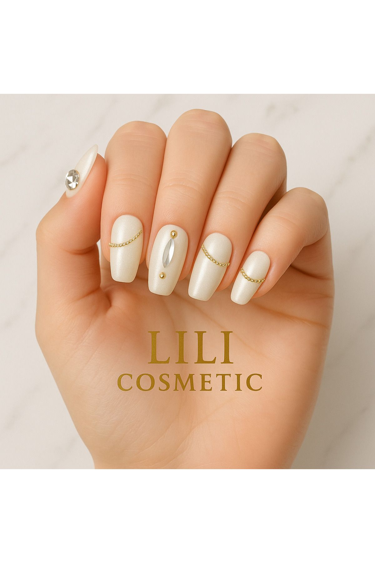 Lili Cosmetic Lüx Taşlı 5D Beyaz Gold Işıltılı Gelinlik ile Uyumlu Takma Tırnak Kendinden Yapışkanlı 12li