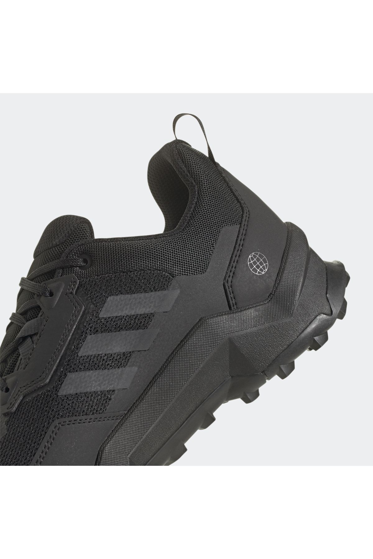 adidas کفش پیاده روی Terrex Ax4 HP7388