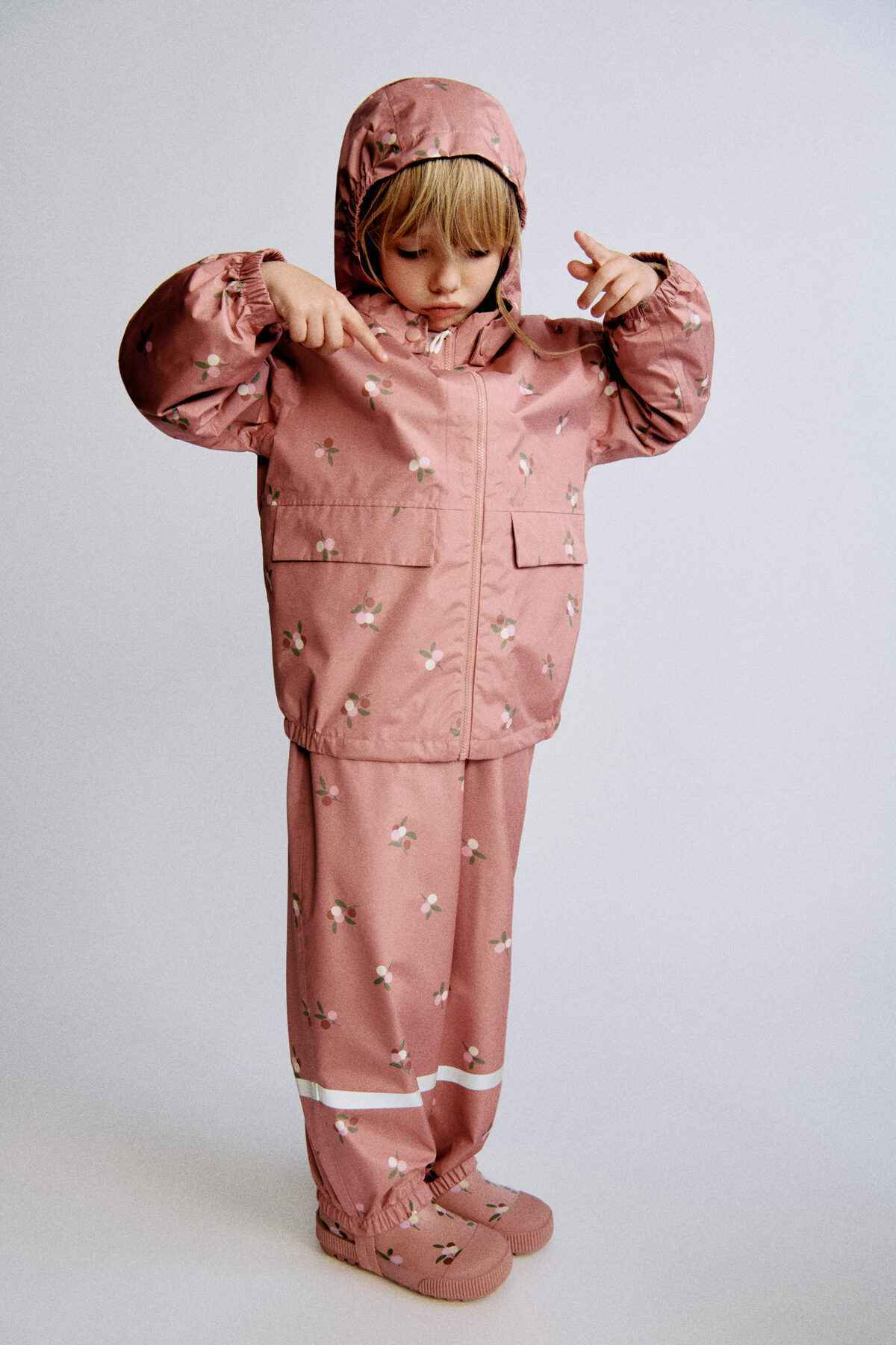 H&M 2,5 Katlı Yağmurluk fotoğrafı 4 (önizleme)