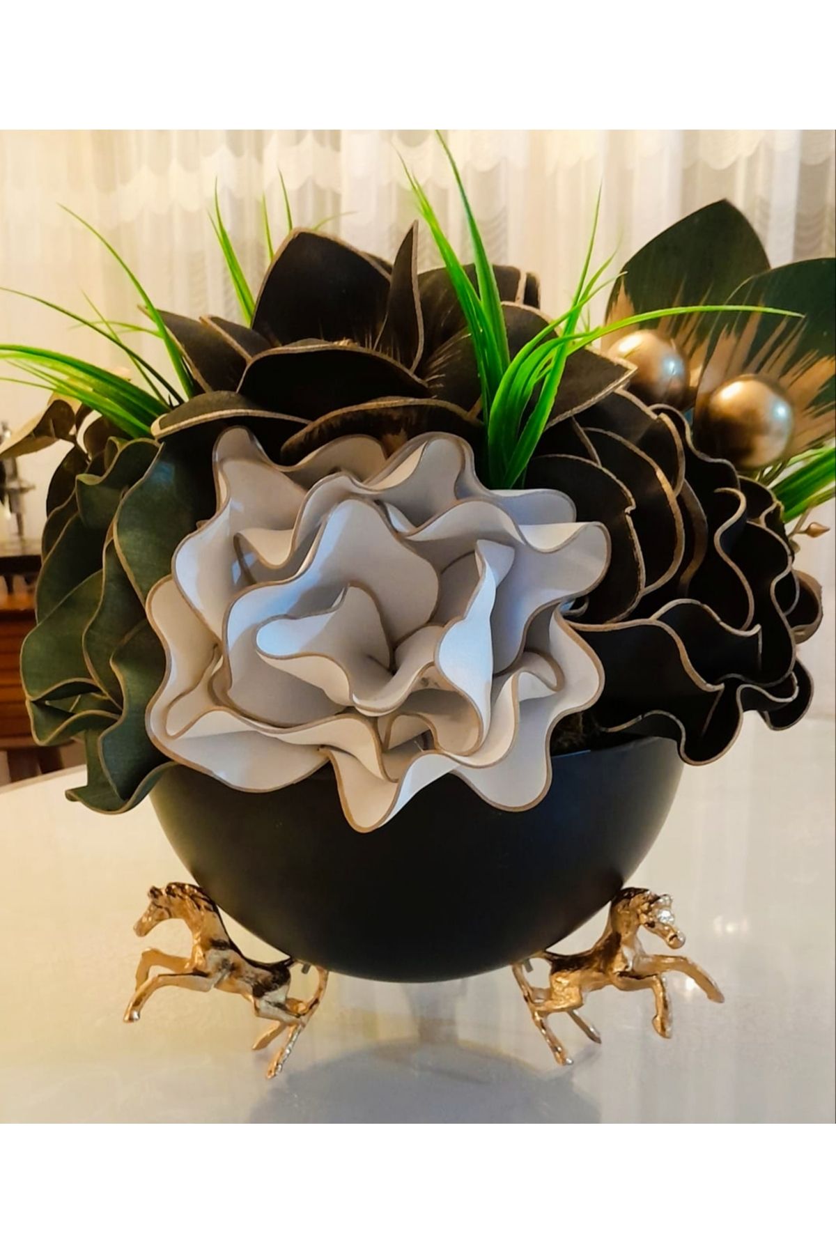 Hatem dekor flower Yapay çiçek lateks siyah at figürlü metal dekoratif vazoda lateks aranjman hediye