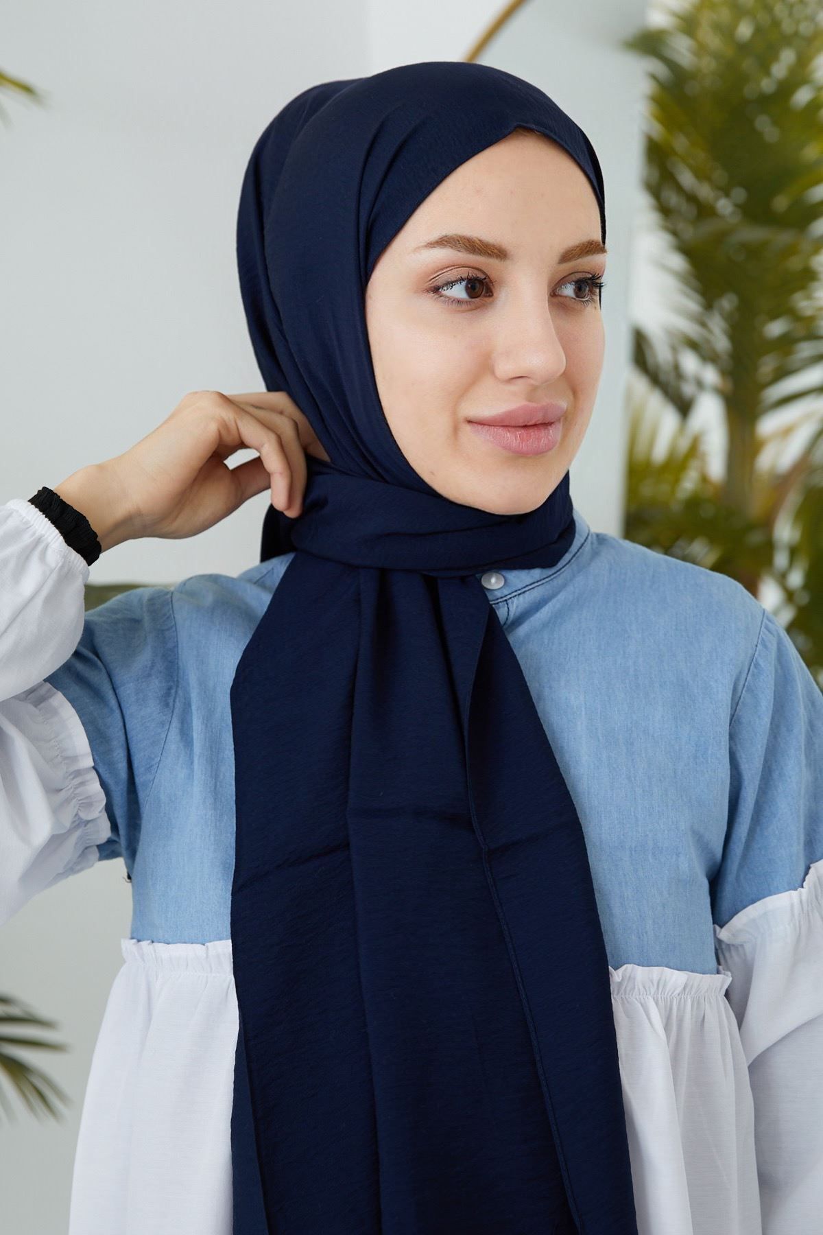modestim Şal-Lacivert