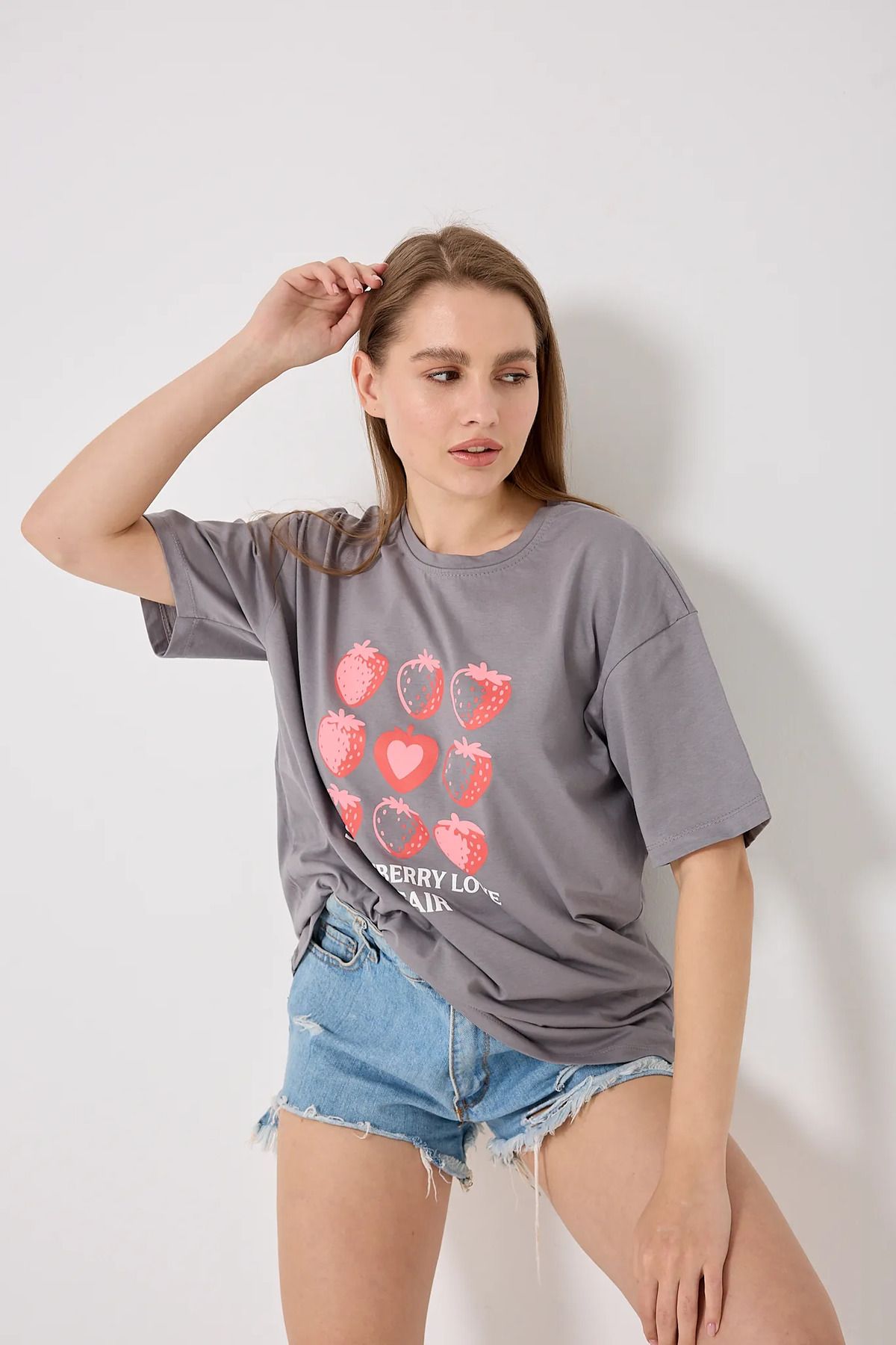 sernoy lomera SL4612 - Oversize Çilek Baskılı T-Shirt
