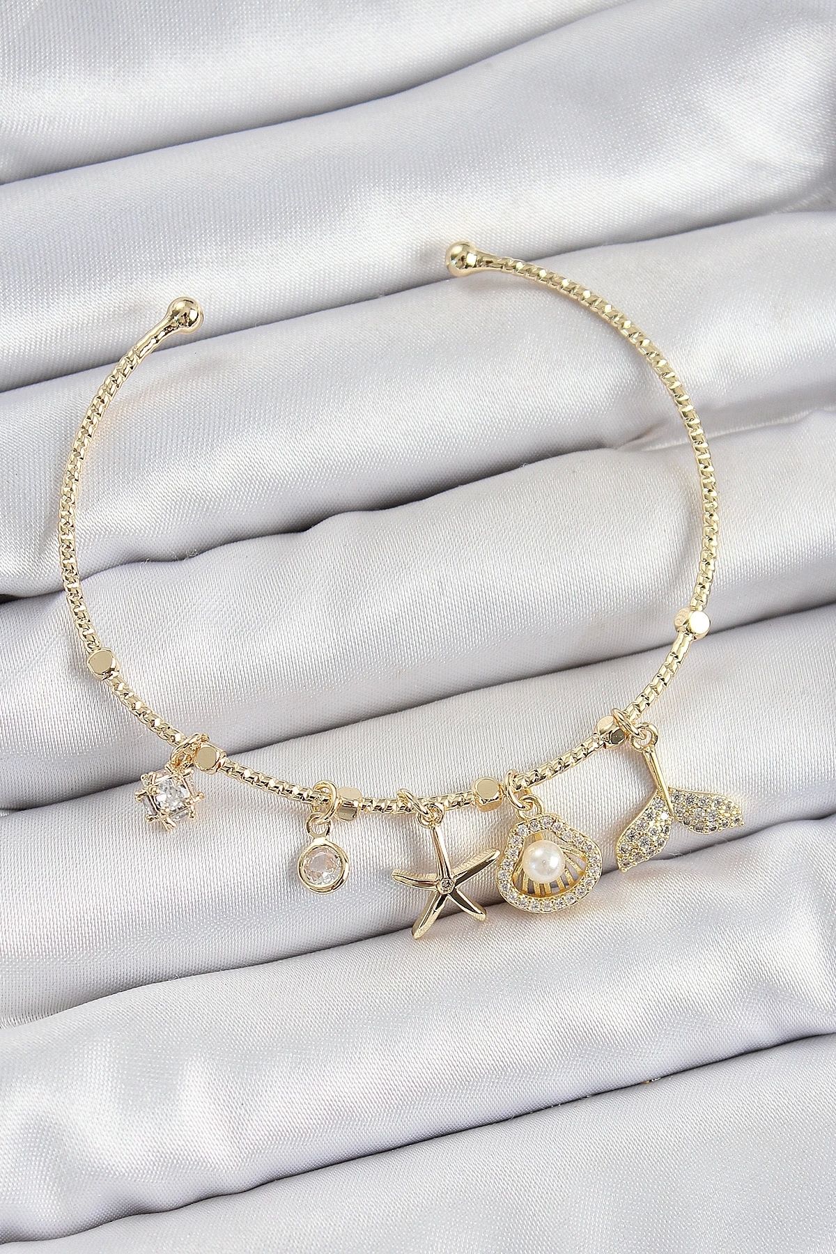 GLIMMERY Pirinç Zirkon Taşlı İstiridye Ve Deniz Yıldızı Model Gold Renk Charm Bileklik