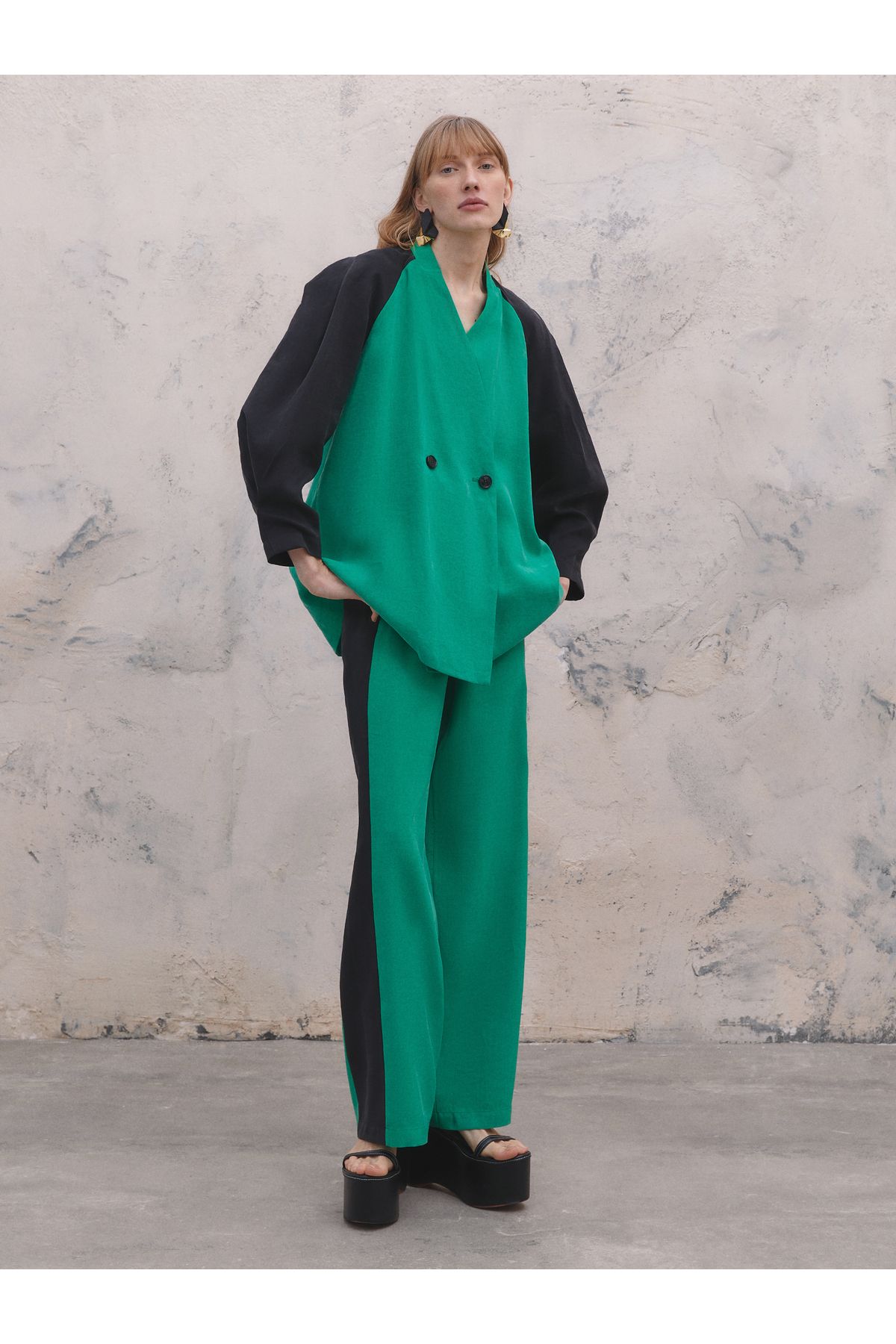BAQA-Raglan Sleeve Two Button Jacket 7