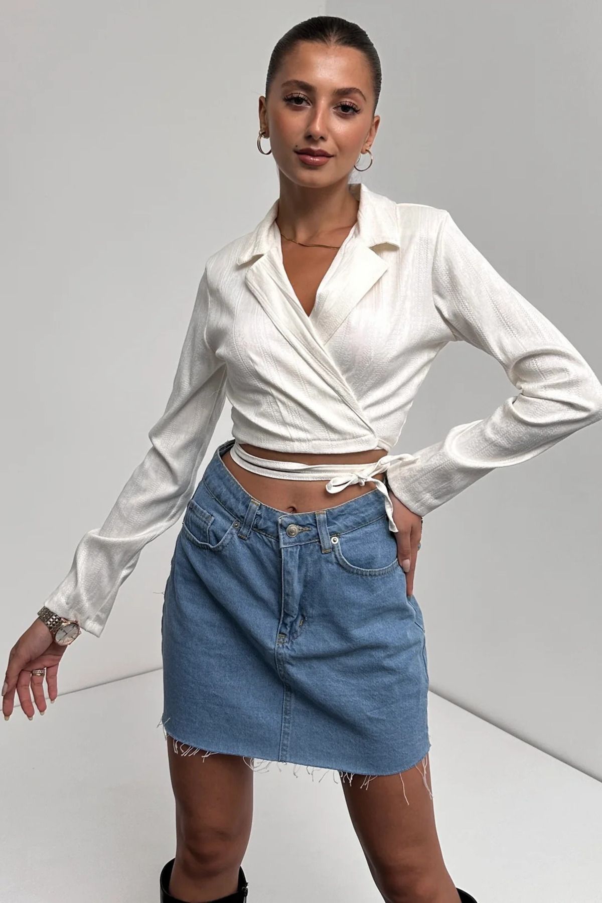 PHIVA Gömlek Yaka Beli Bağlamalı Crop Bluz – Beyaz