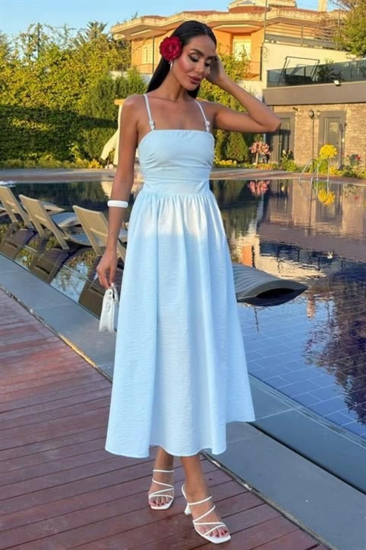 Butik Sırtı Çapraz İpli Boncuk Detaylı Elbise 2902-08