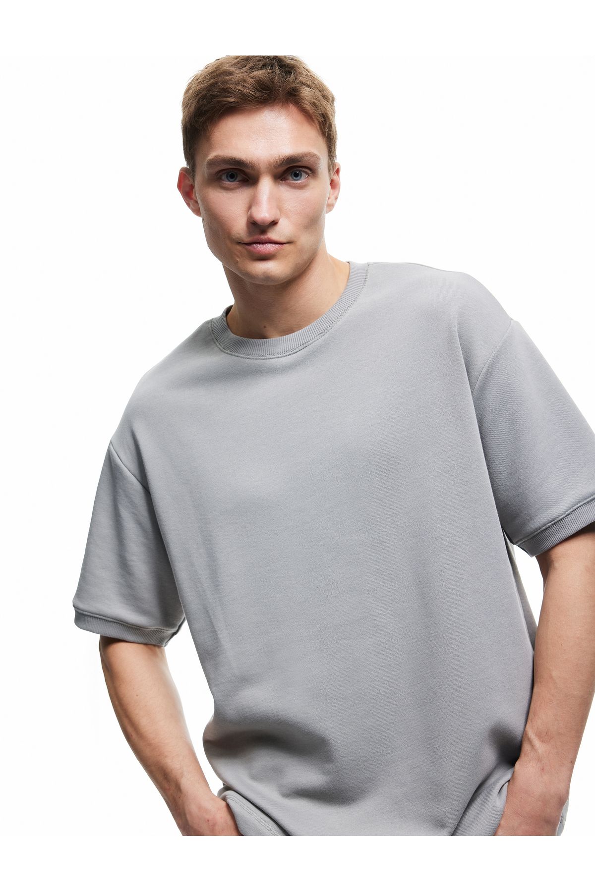 Koton Kısa Kollu Bisiklet Yaka Şardonlu Basic Oversize Tişört