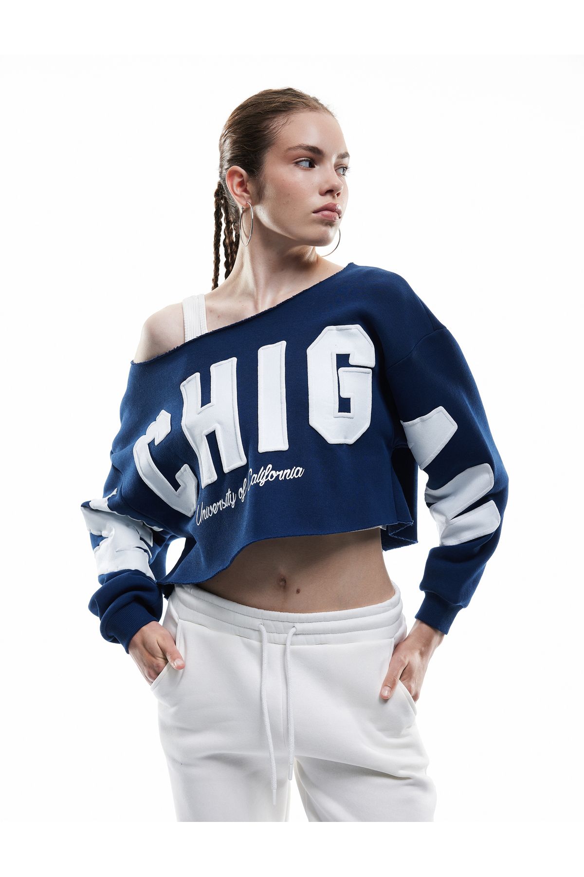 Koton Üç İplik Şardonlu Uzun Kollu Kayık Yaka Baskılı Crop Sweatshirt