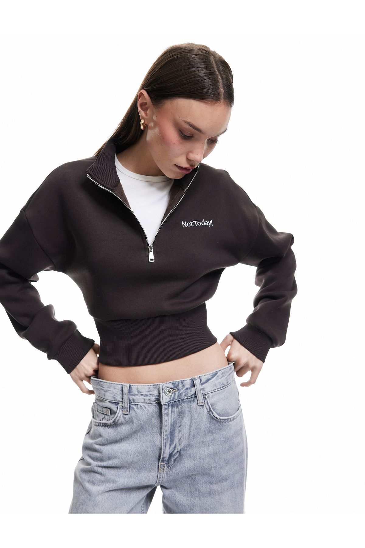 Koton Pamuklu Yarım Fermuarlı Şardonlu Baskılı Crop Sweatshirt