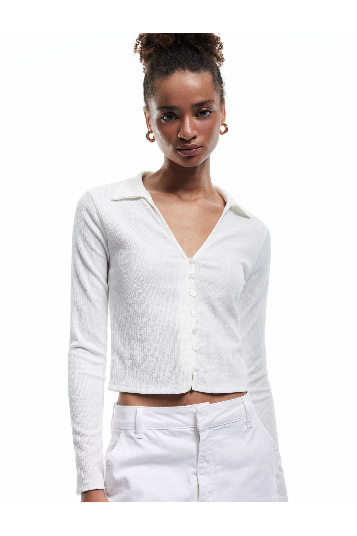 Koton Gömlek Yaka Uzun Kollu Düğmeli Slim Fit Tişört