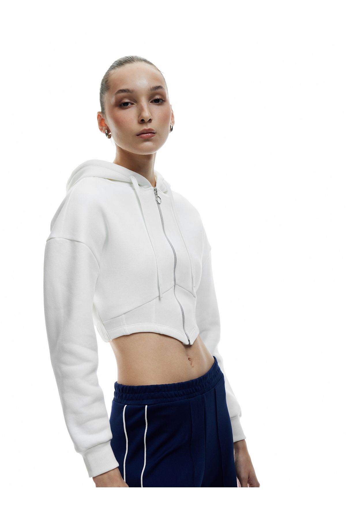Koton Korse Detaylı Fermuarlı Kapüşonlu Şardonlu Crop Sweatshirt