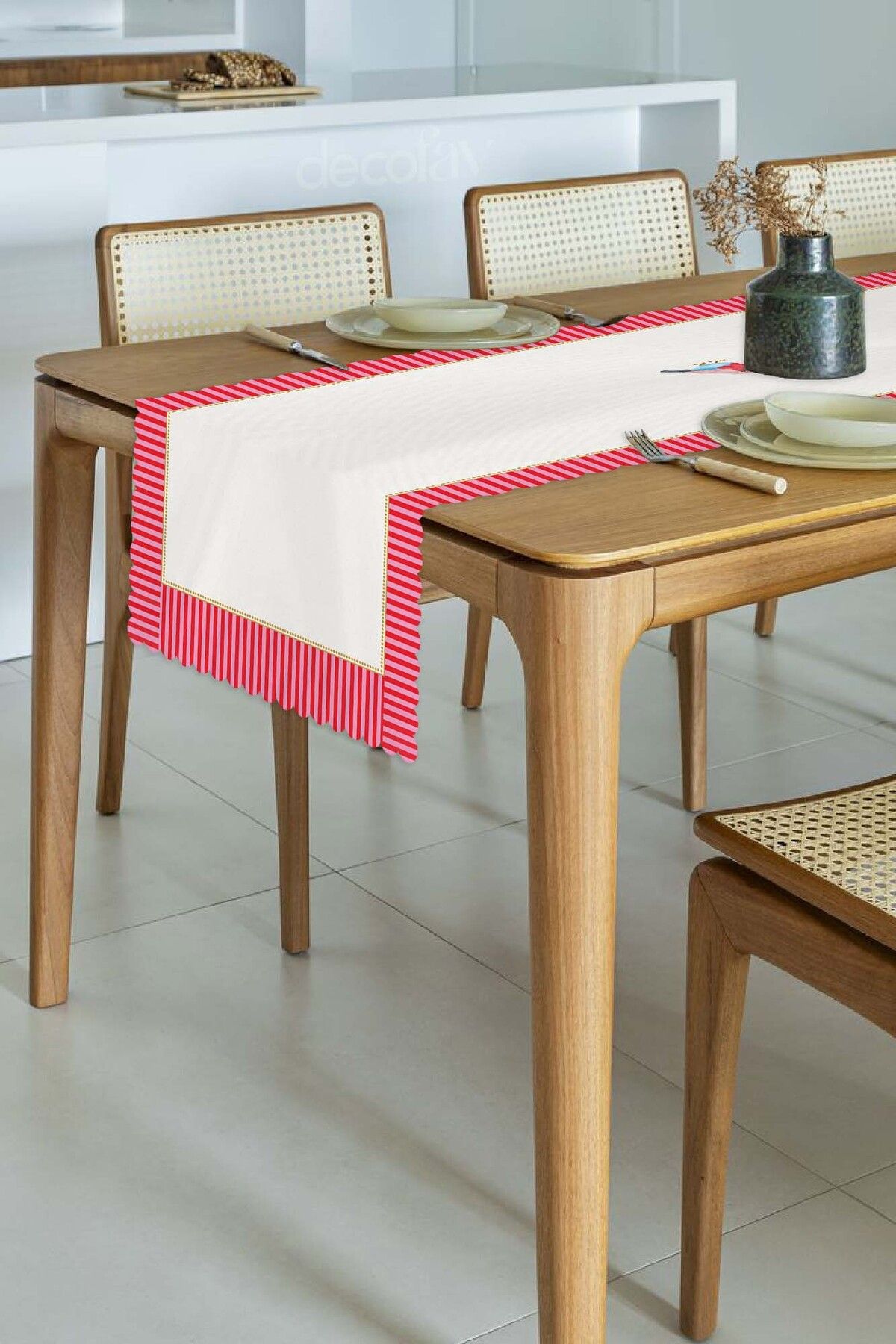 decofav Dekoratif Kenar Kuş Tasarım Dijital Baskılı Dikişsiz Lazer Kesim Runner - 48x132cm