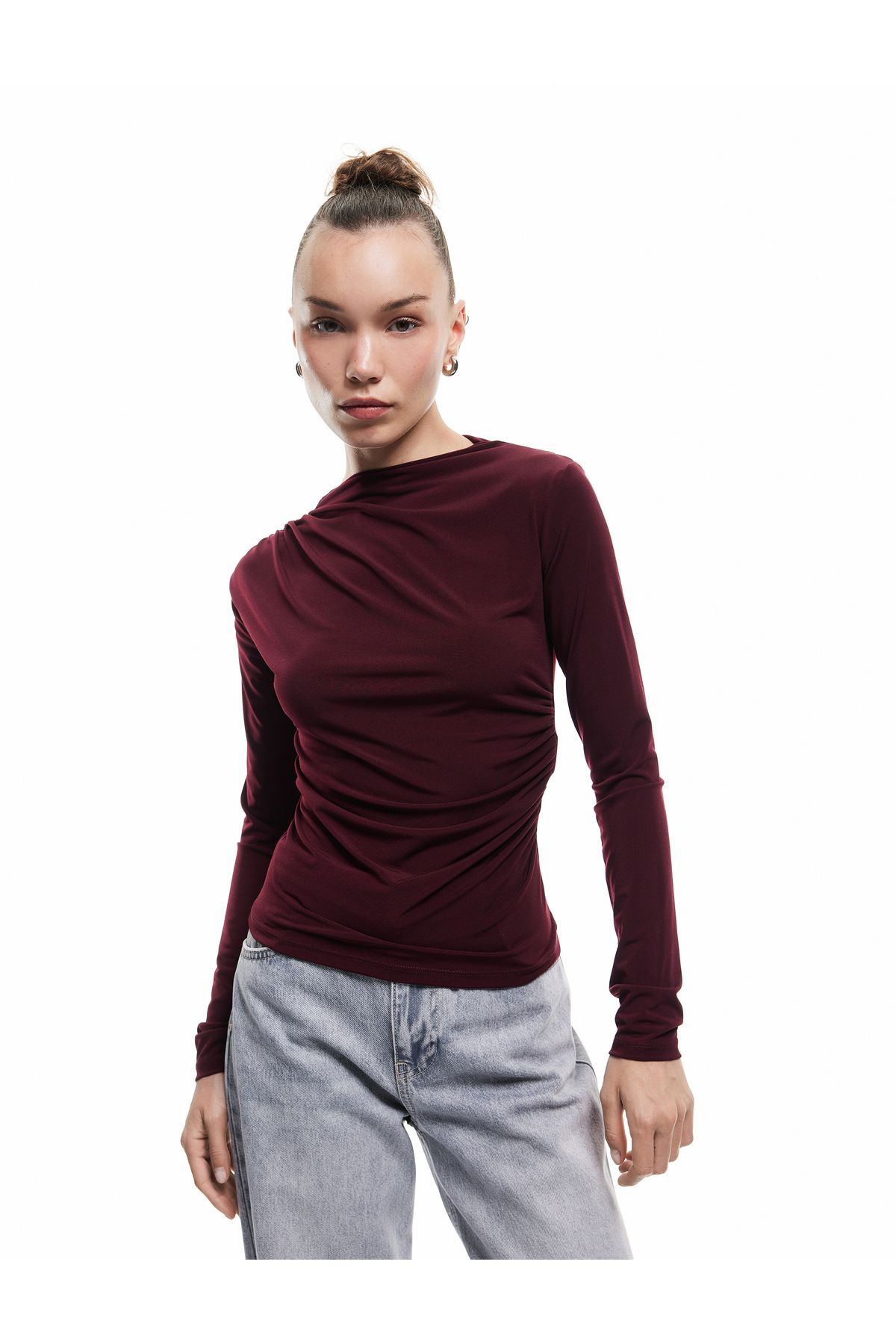 Koton Drape Detaylı Dar Kesim Uzun Kollu Tişört