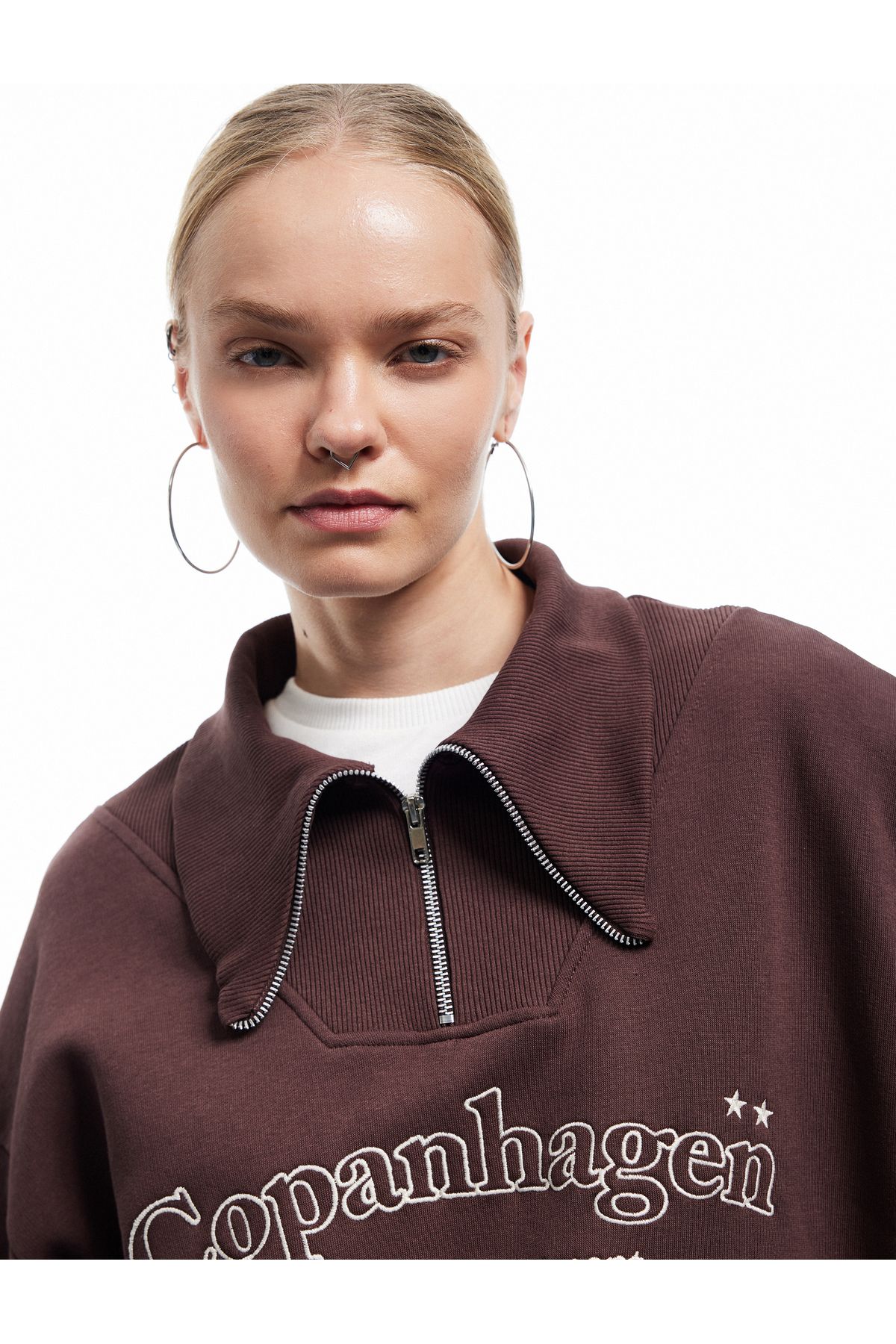 Koton Şardonlu Uzun Kollu Yarım Fermuarlı Yaka Baskılı Oversize Sweatshirt