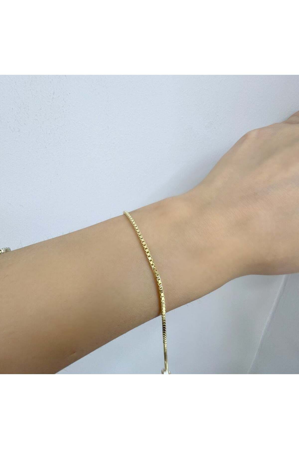 byBurak GOLD İnce Küp Zincir Bileklik – BLK0984