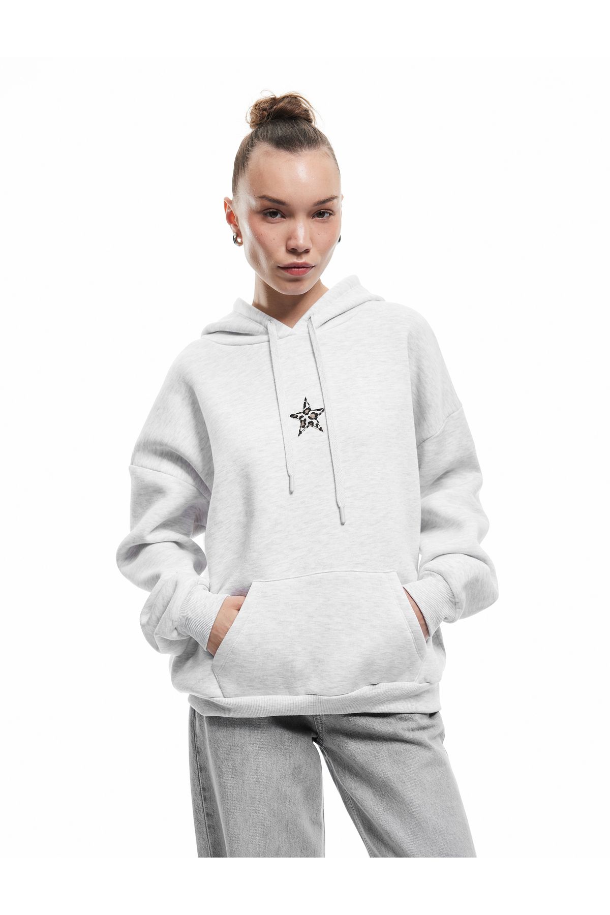 Koton Cep Detaylı Kapüşonlu Leopar Detaylı Arkası Baskılı Oversize Sweatshirt
