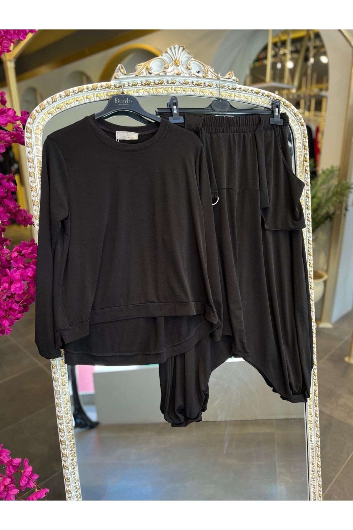 SERAP ESER EXCLUSIVE STYLE ELAN- SANDY KUMAŞ SİYAH ŞALVAR TAKIM