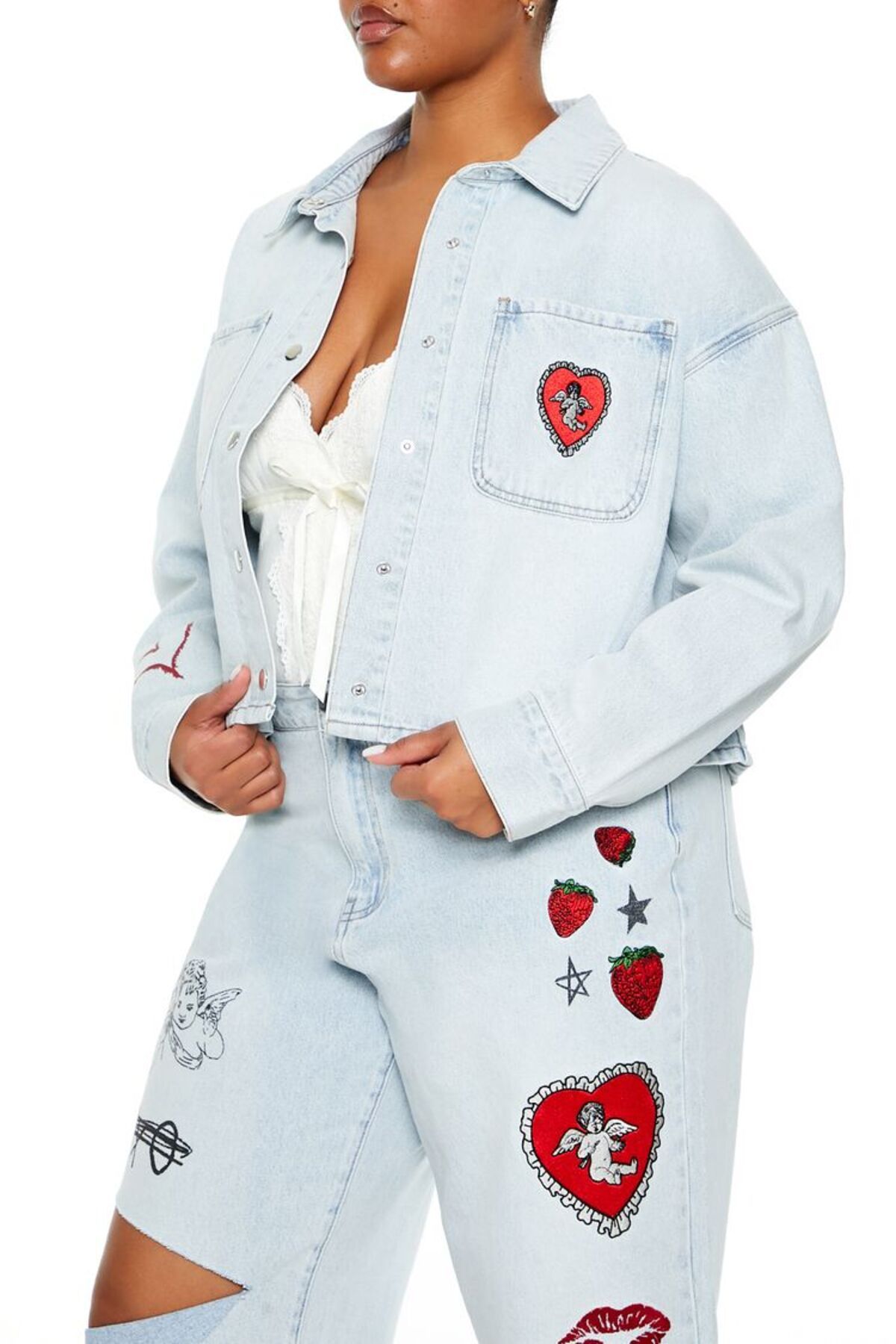 Forever 21 Plus Size Aşk Tanrısı Yaması Detaylı Denim Ceket