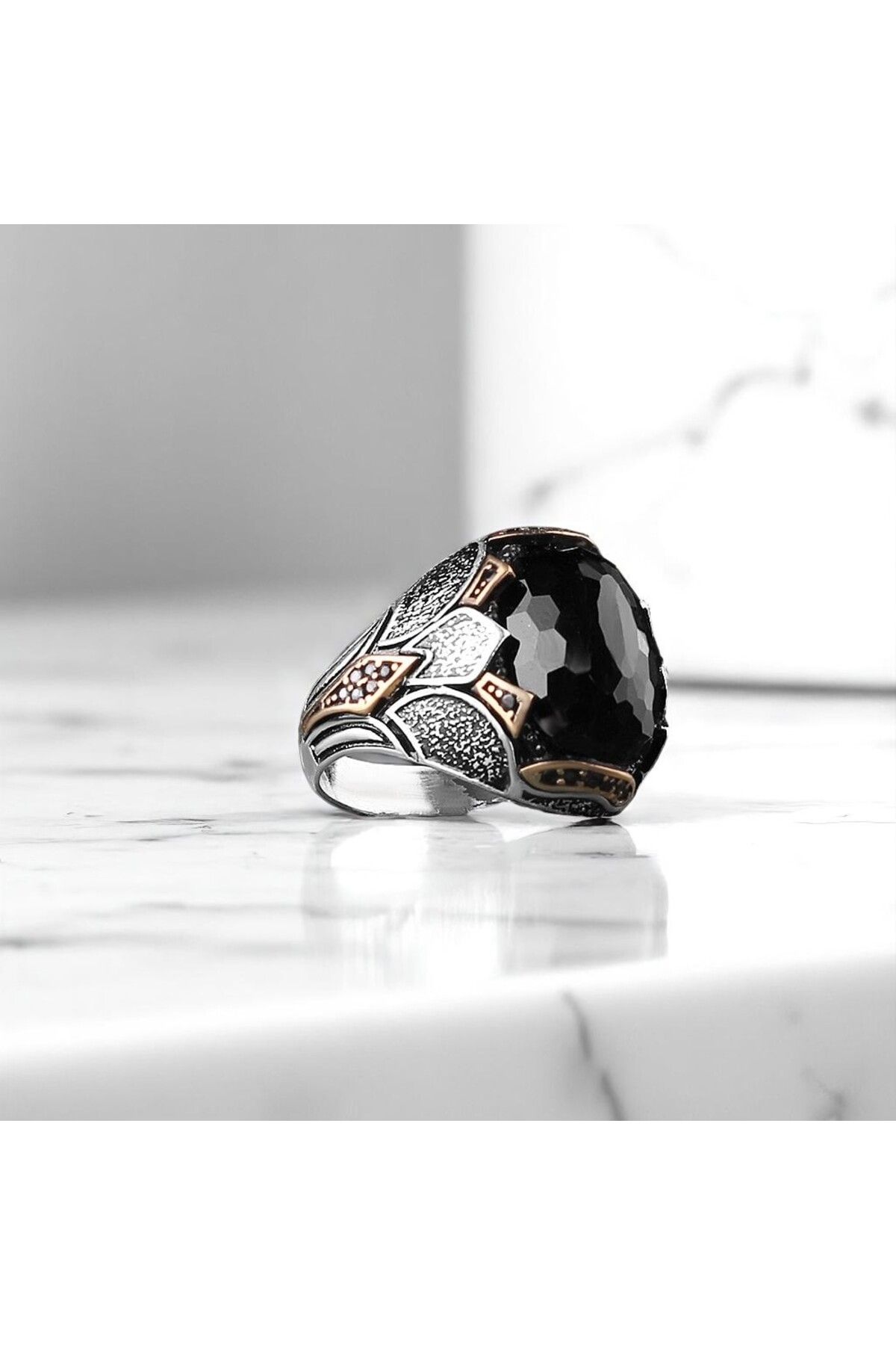 Asteria Jewelry Siyah Zirkon Taşlı Gümüş Yüzük