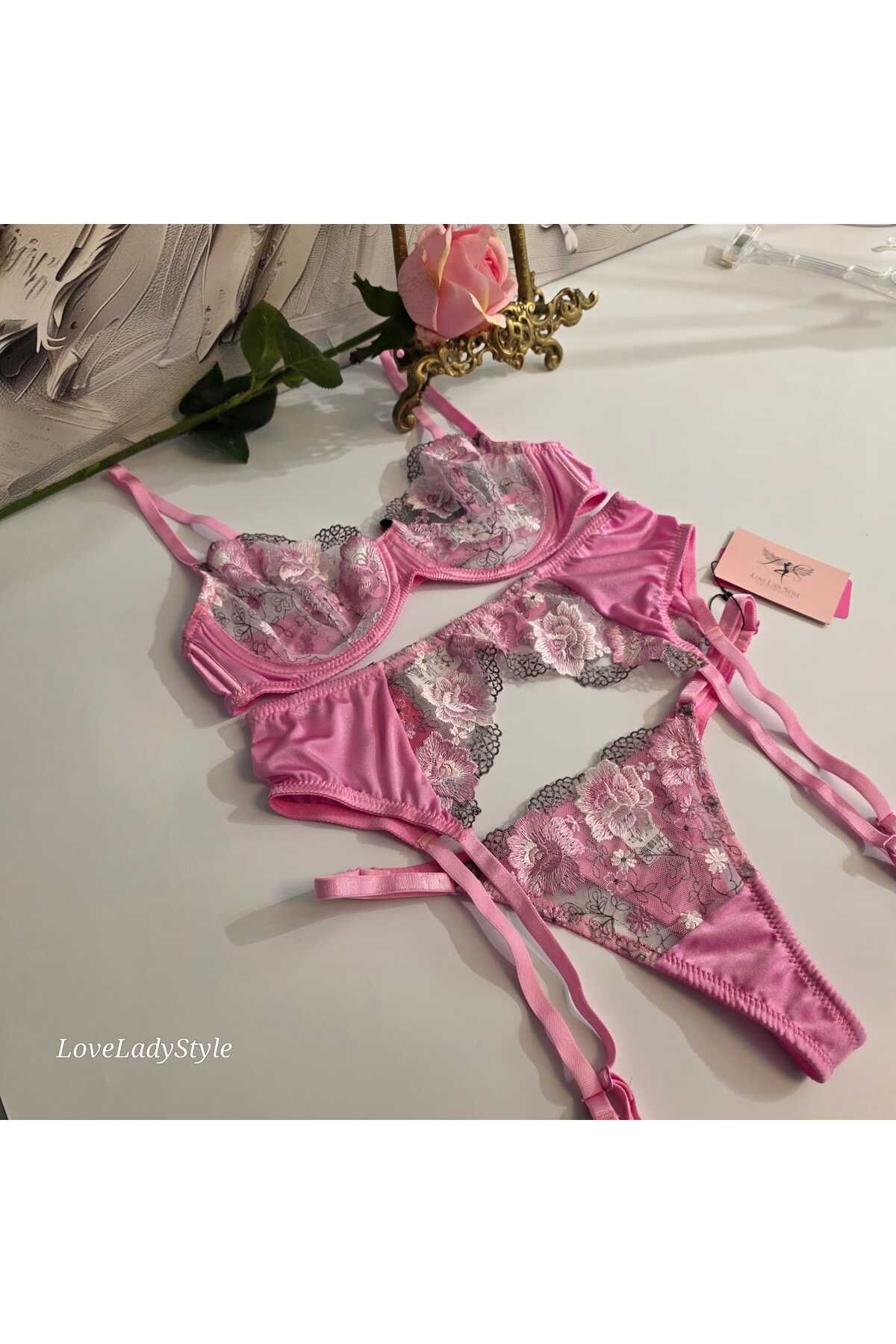 LoveLadyStyle Flora Belle Jartiyerli Lüx Takım - PR4010P