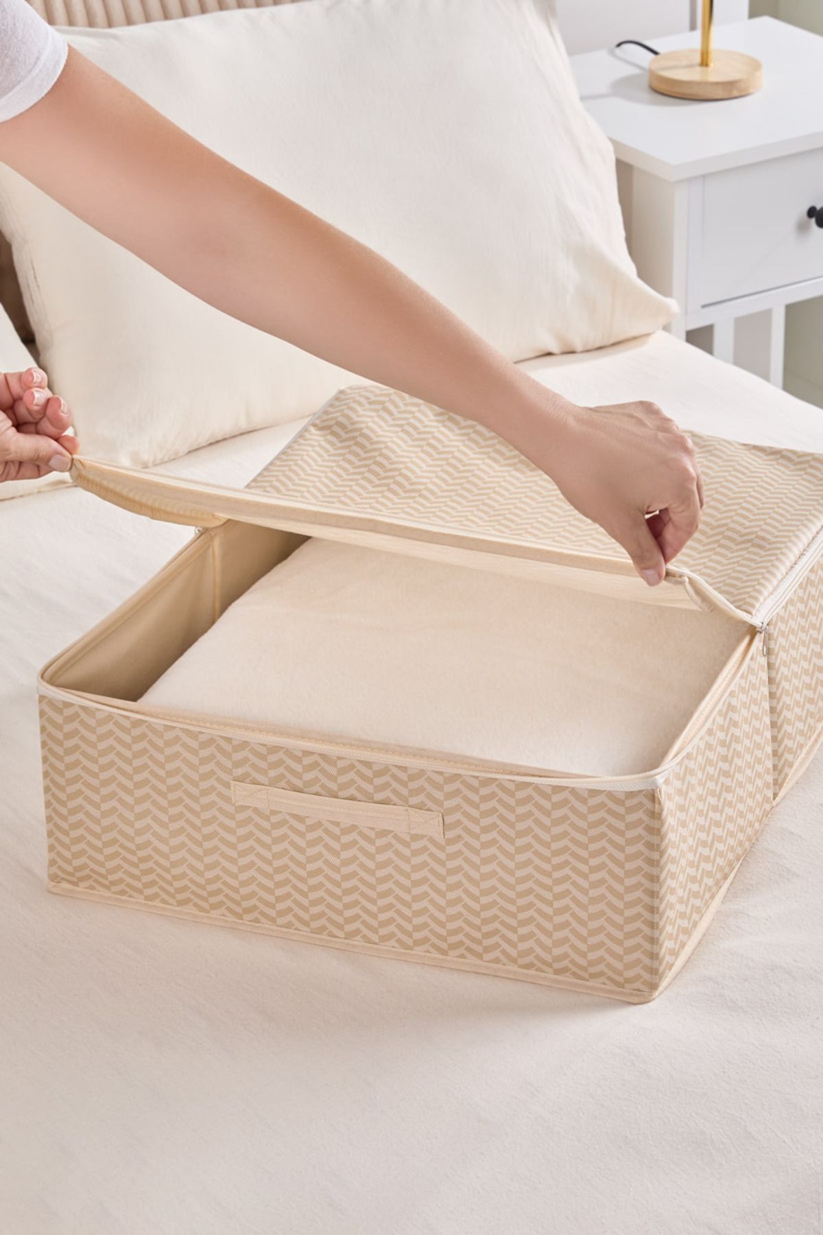Serstil-3 Size under Base Box Canisters |   Under Bed Organizer Storage Box with Lid and Zipper 5