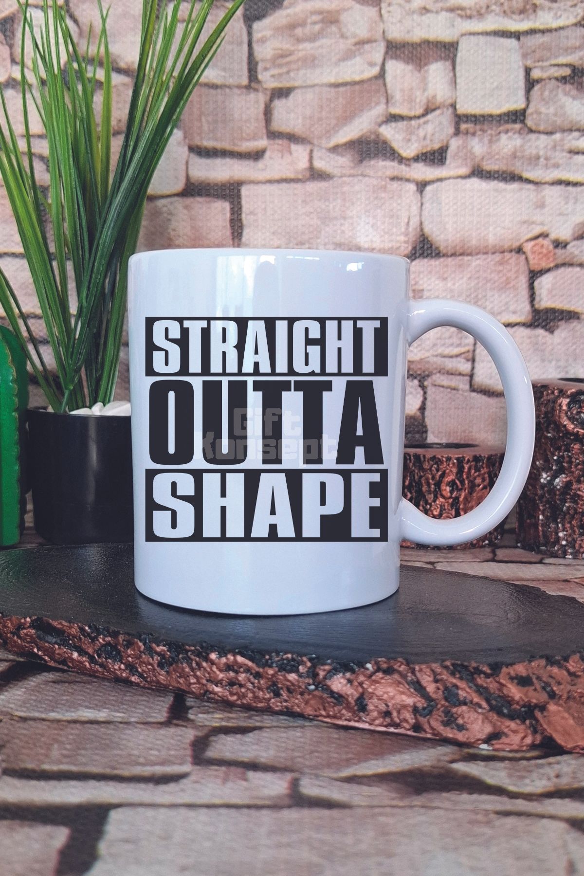 giftkonsept Straight Outta Shape Yazılı Komik Gym Spor Fitness Mizahı Hediye Baskılı Kupa Bardak