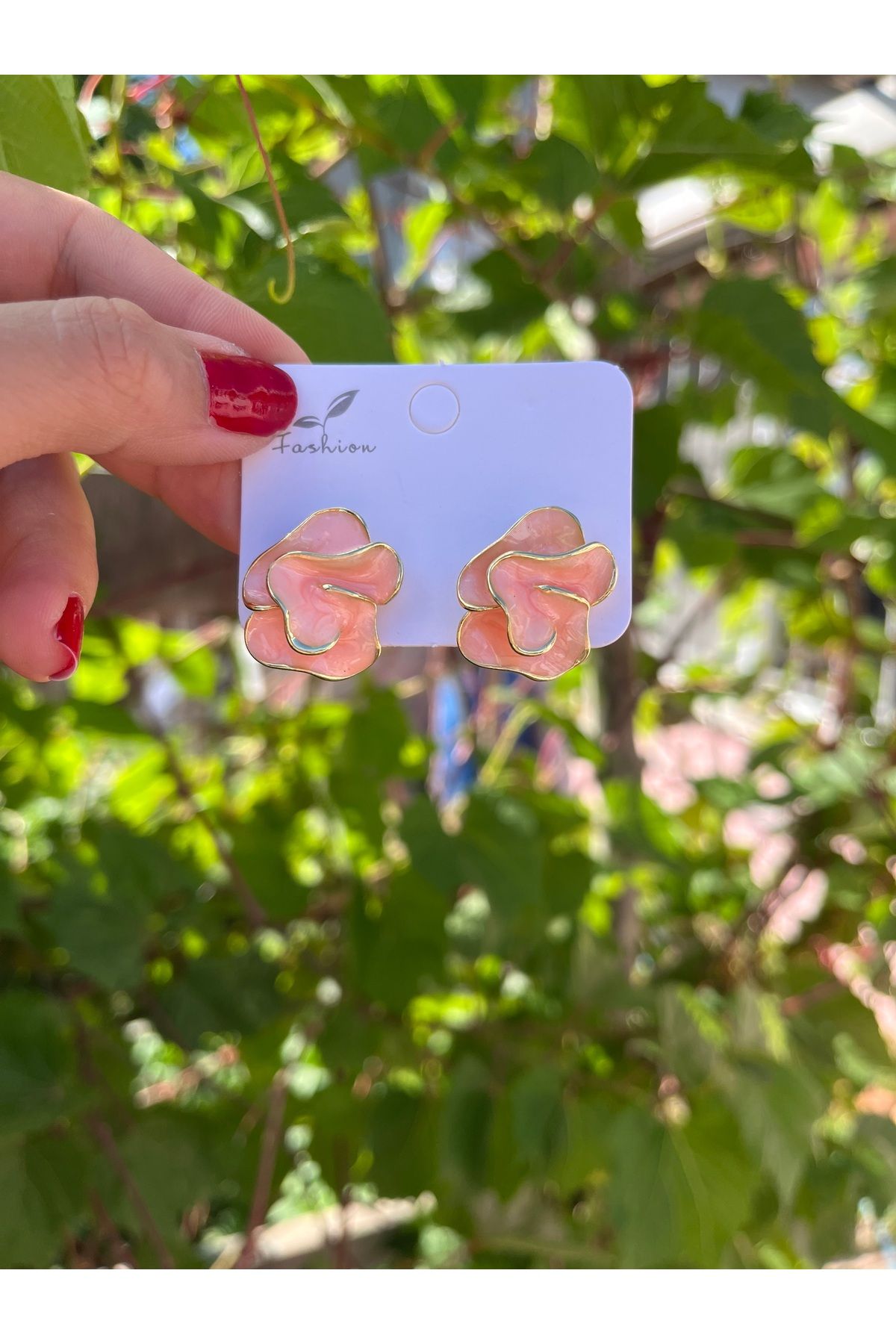nergis collection Kadın Çiçek Detay Mineli Vip Kaplama Luxury Küpe
