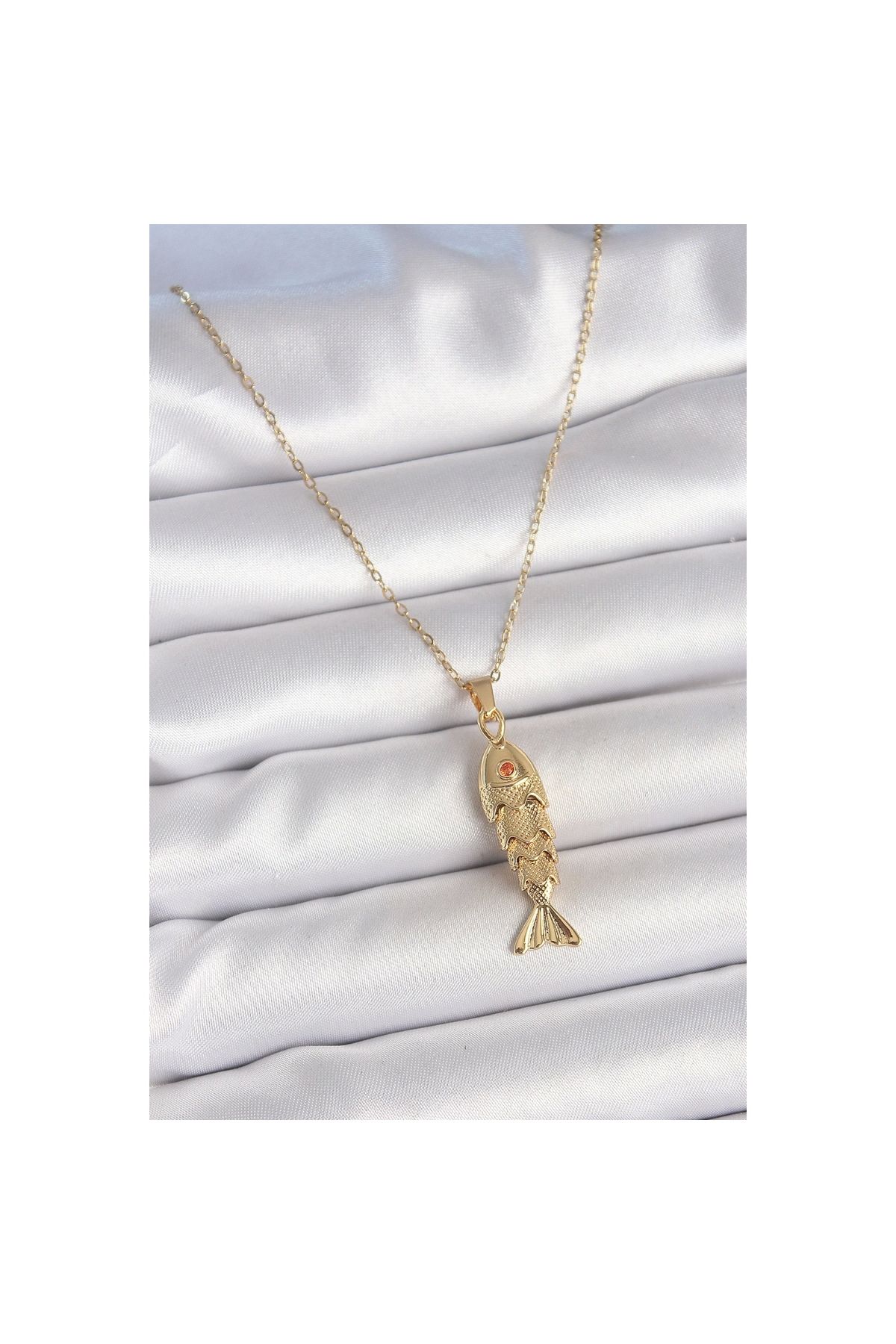 Narnuga 316L Çelik Zincir Gold Renk Zirkon Taşlı Balık Figürlü Kolye - TJ-BKO10234