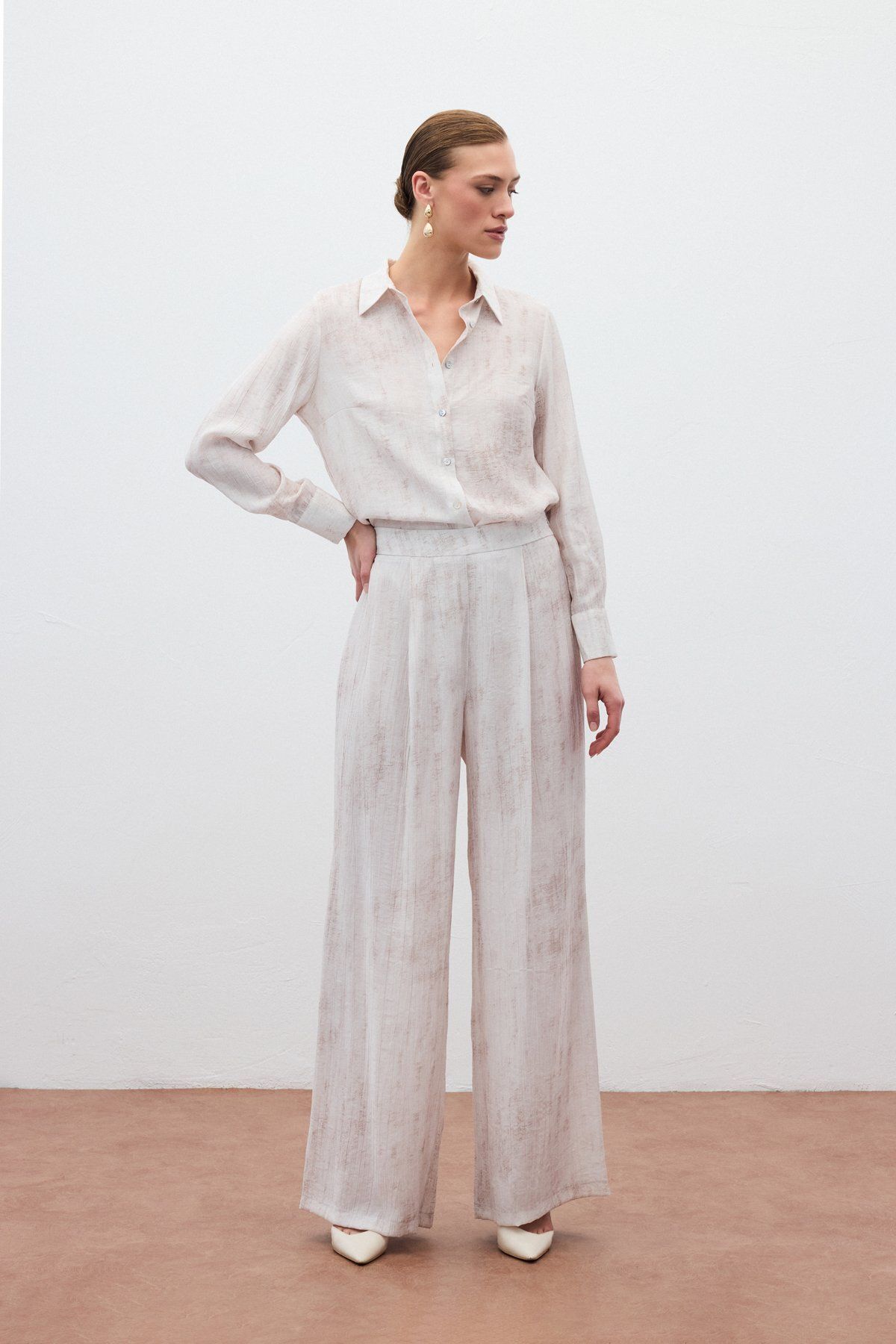 Sateen Desenli Salaş Pantolon - Taş