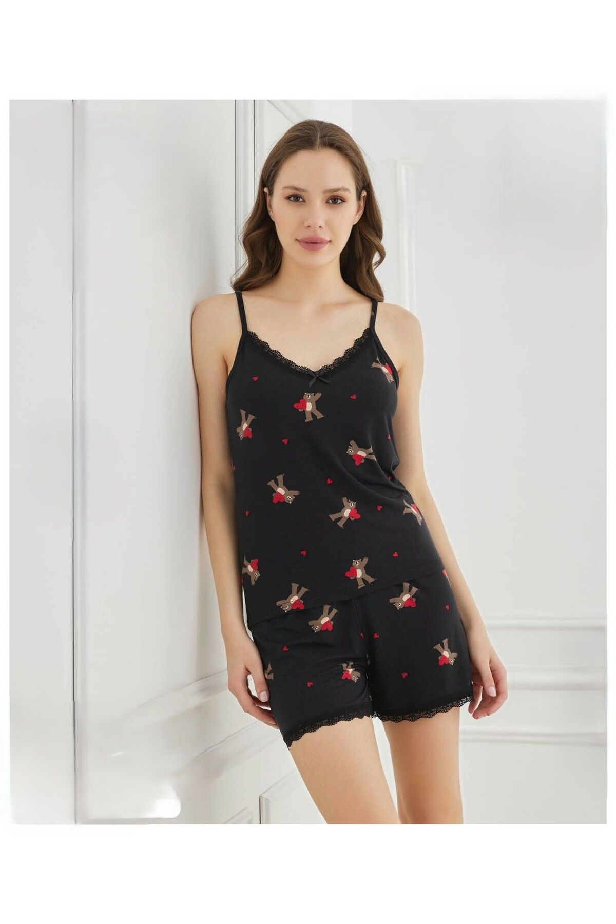 Mihra Askılı Şortlu Siyah Pijama Takımı