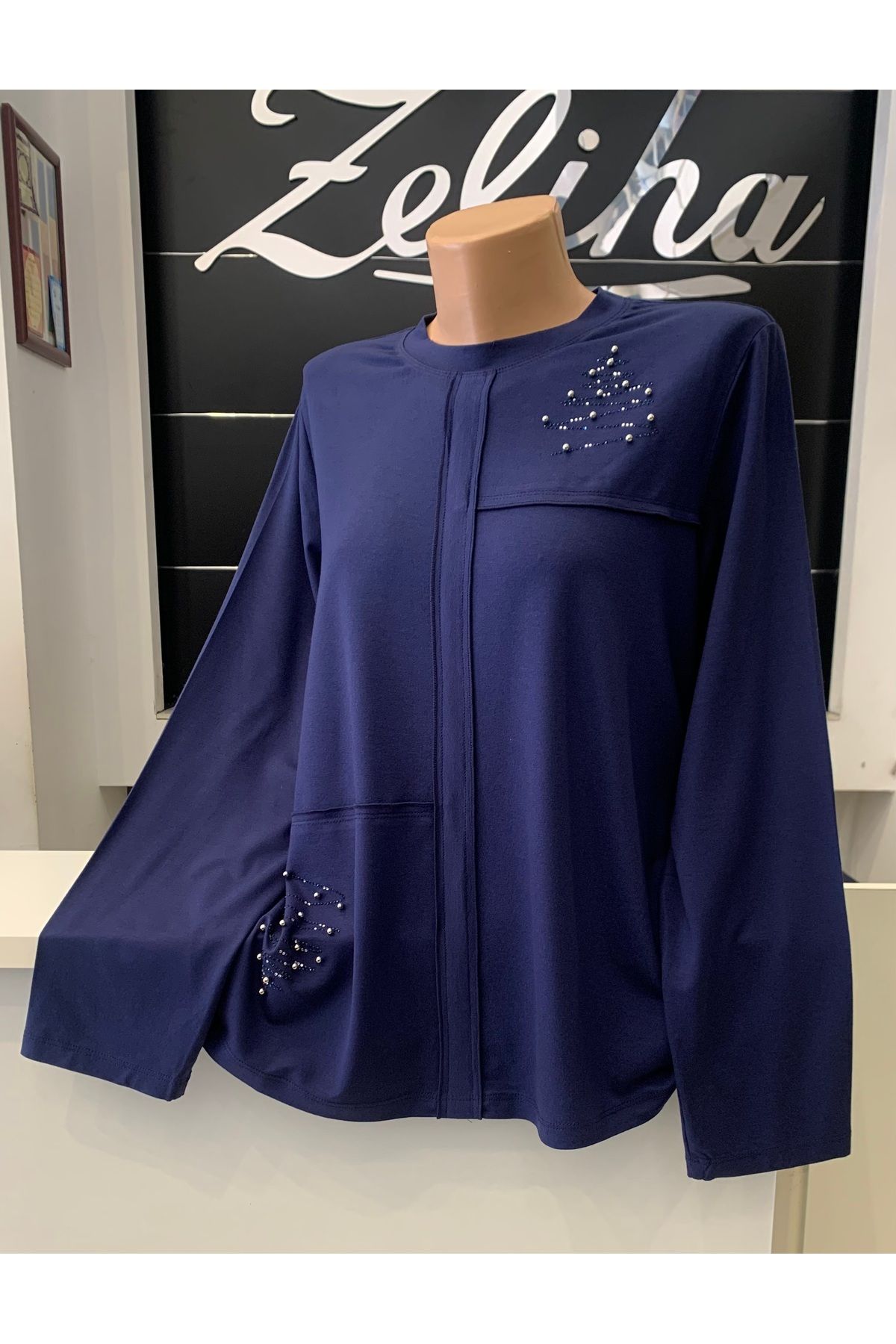 Defrina Taş ve çakma metal detaylı bluz