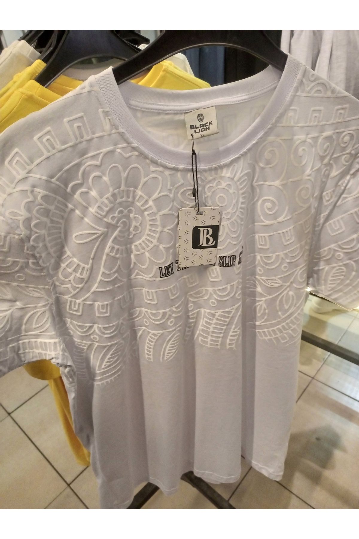 Q45collection T-shirt