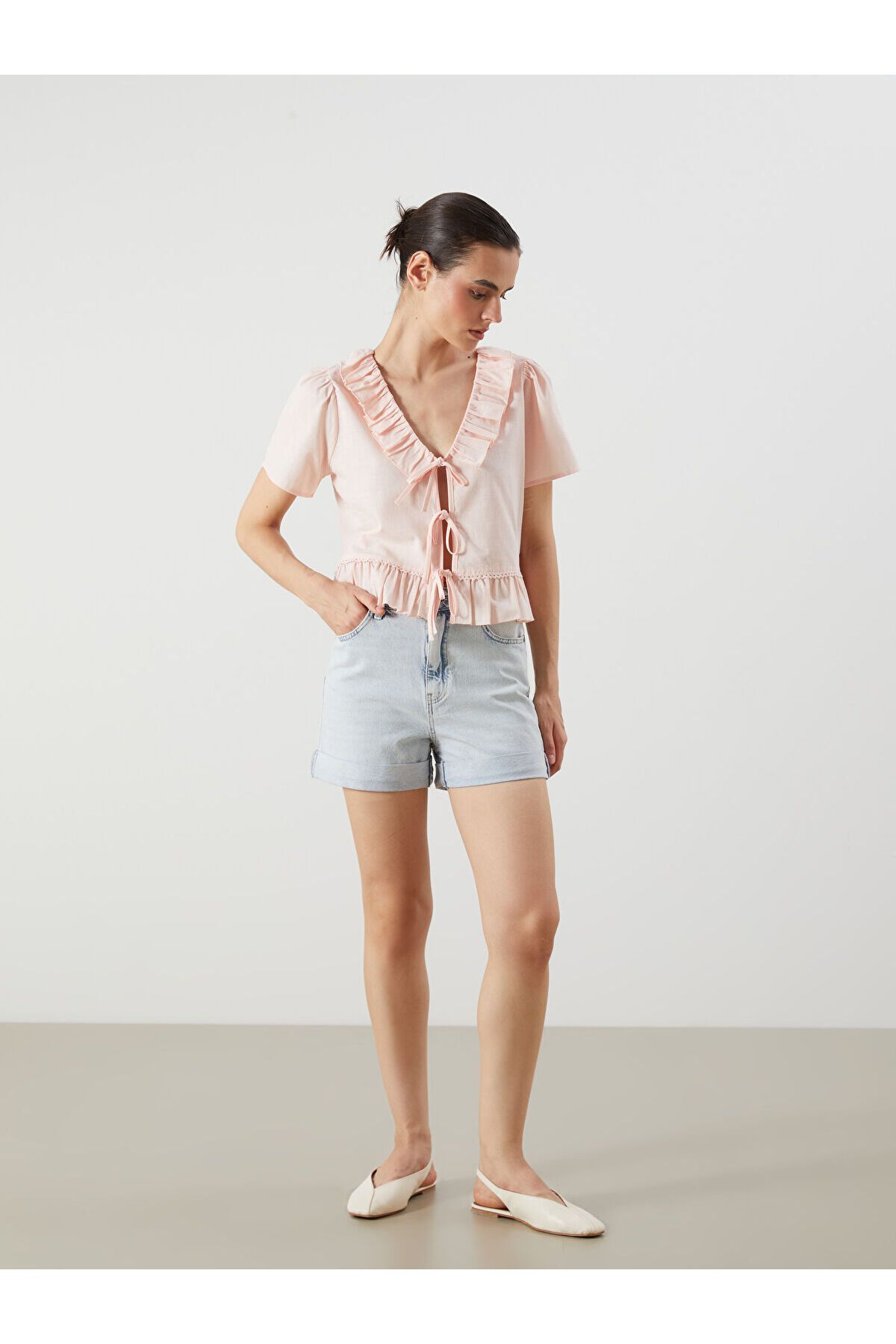 LC Waikiki Standart Fit Kadın Jean Şort
